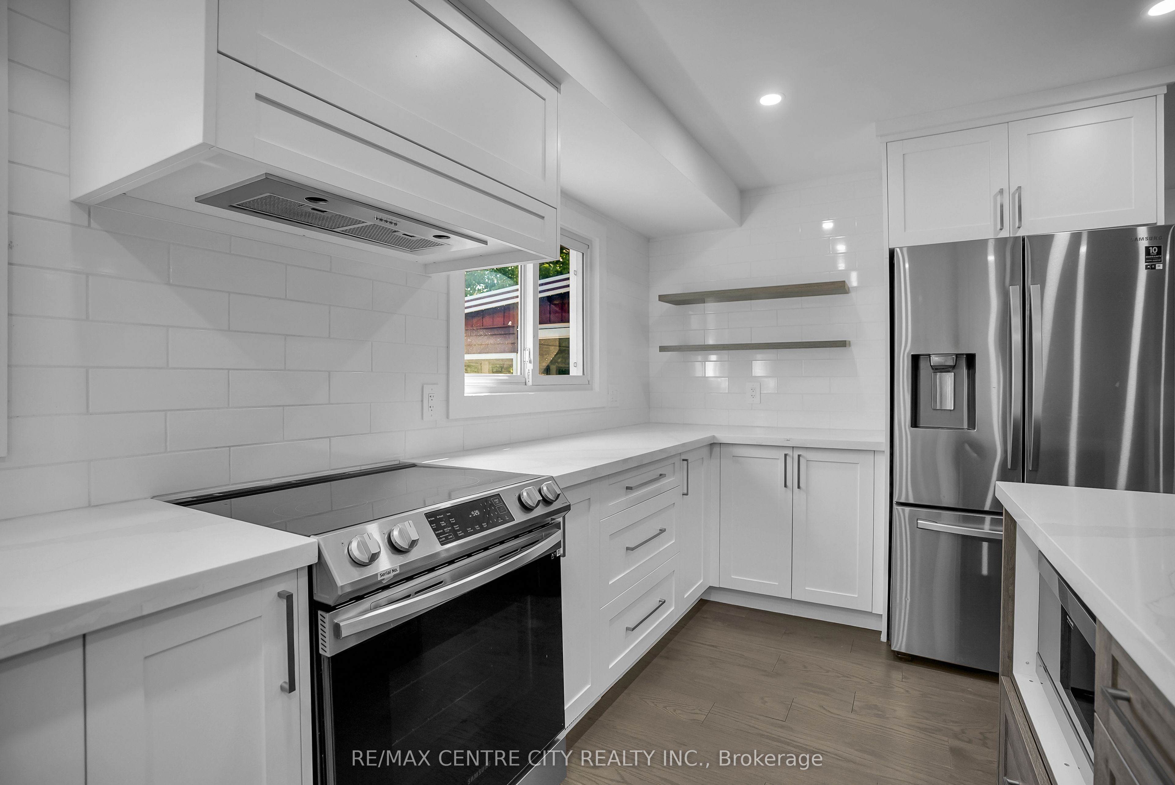 700 Glengyle Crescent Property Photo 13