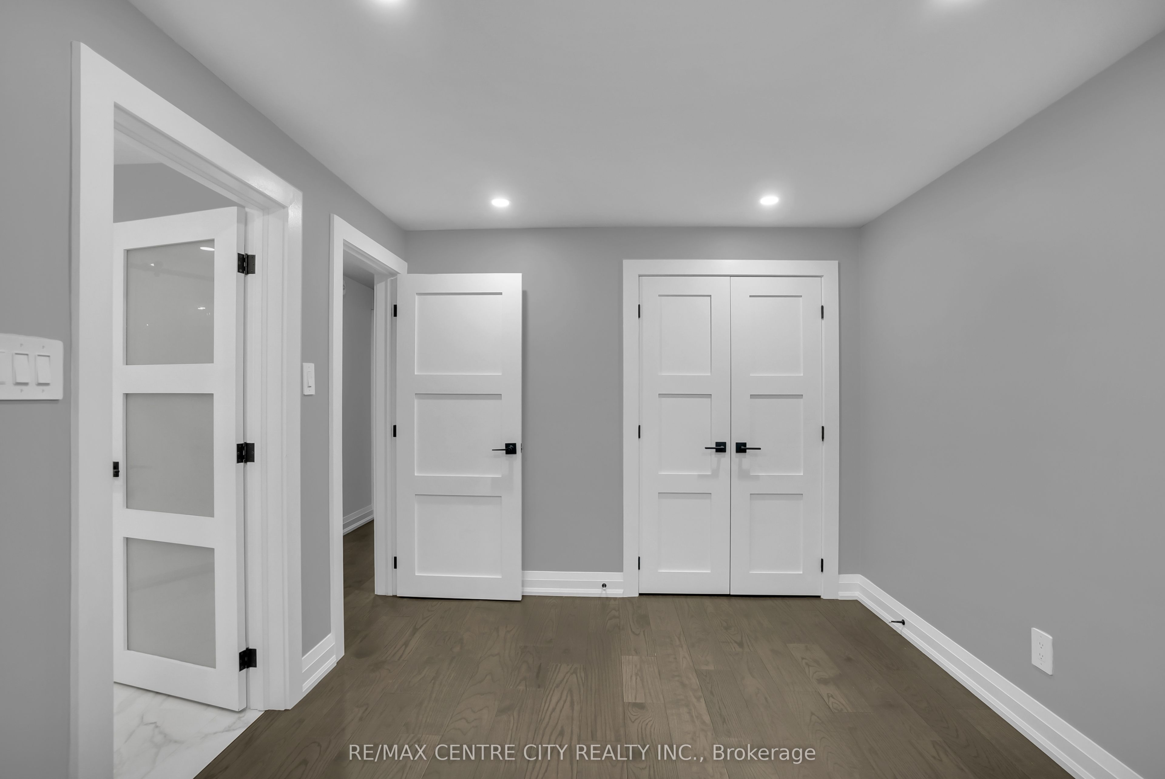 700 Glengyle Crescent Property Photo 17