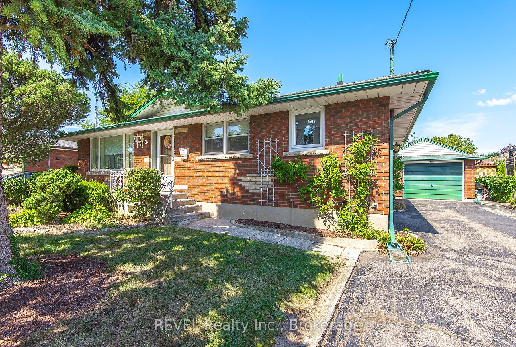 9 Hawthorne Avenue Property Photo 1