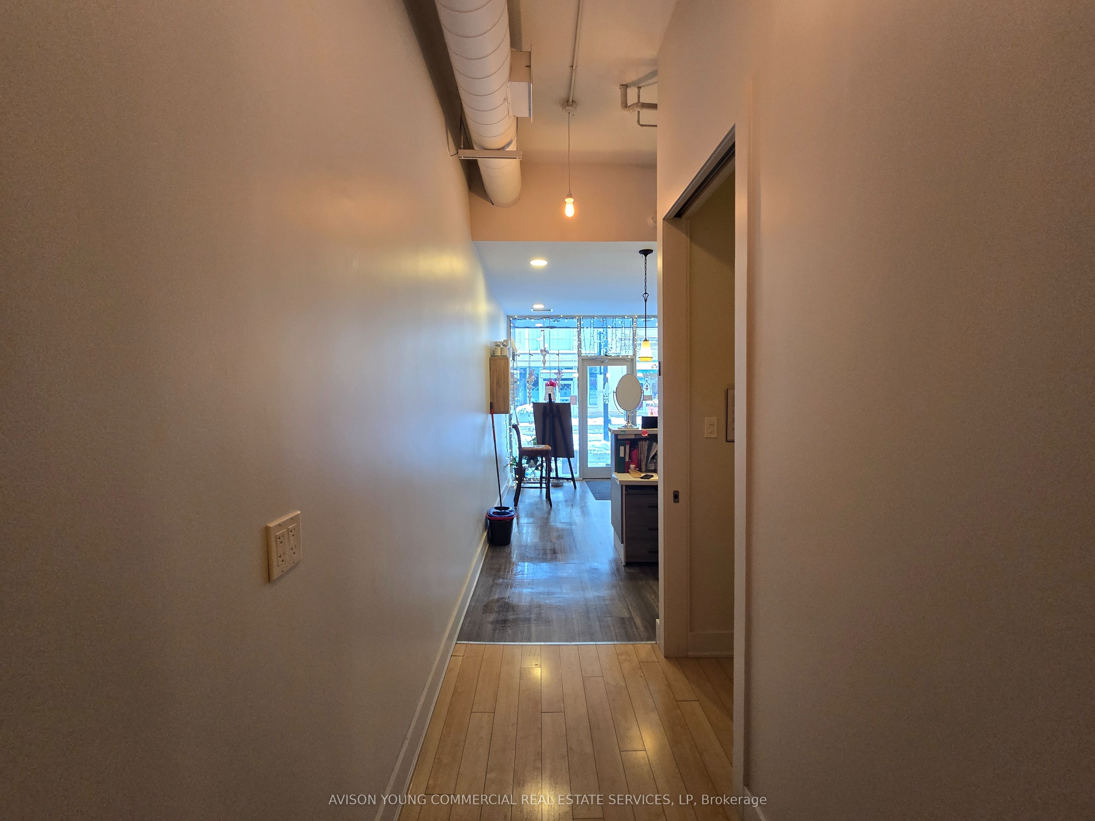 201 Dundas Street Main Property Photo 5