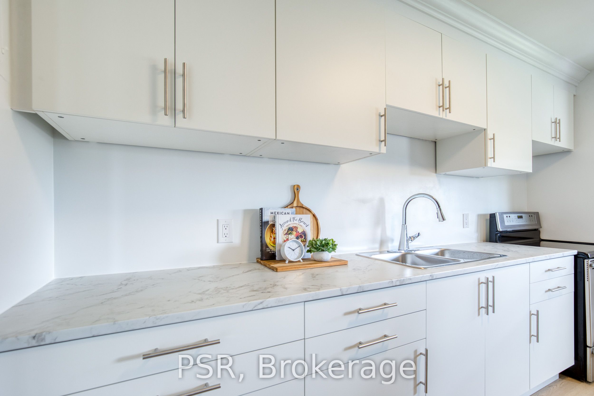 514 Krug Street Property Photo 3