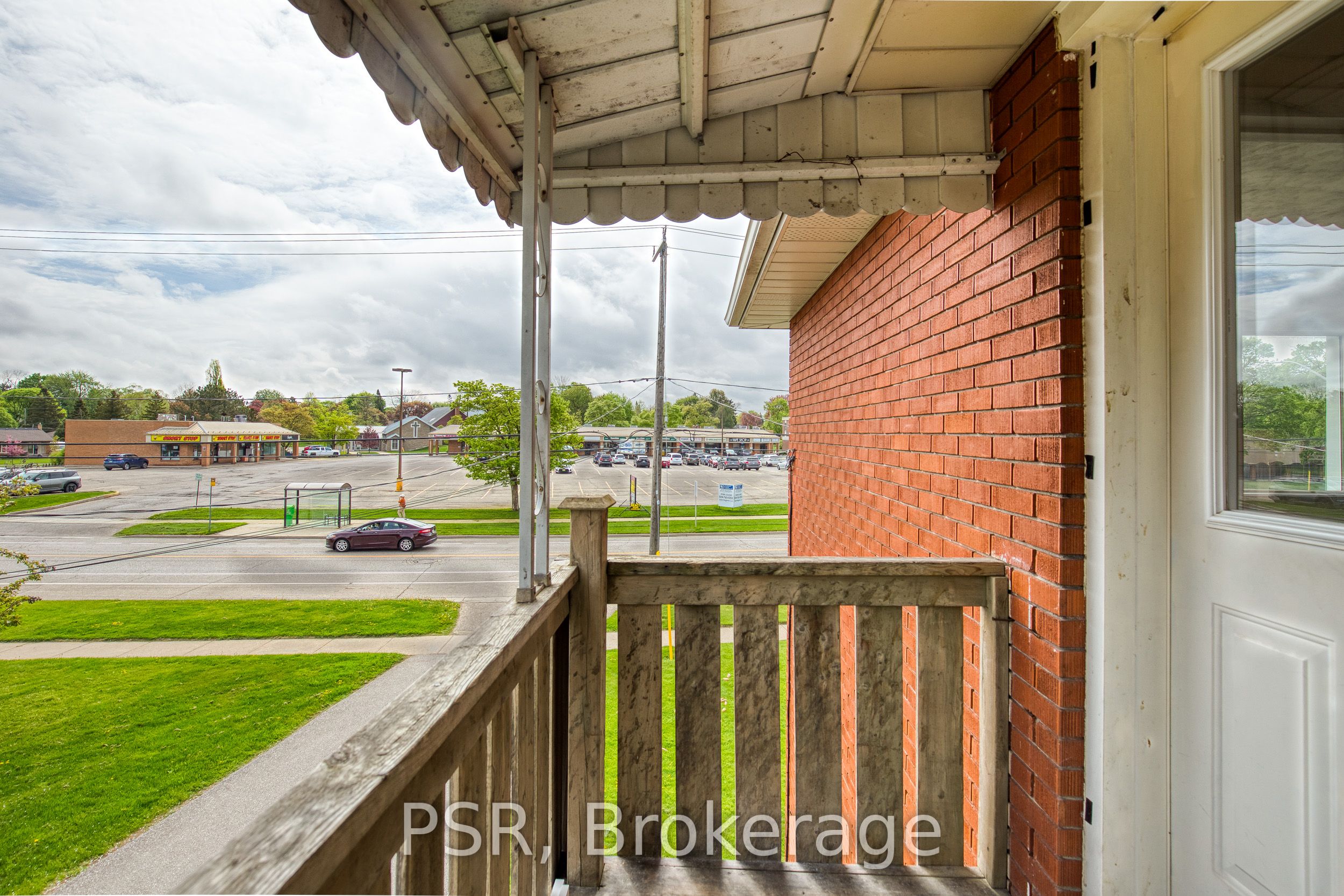 514 Krug Street Property Photo 24