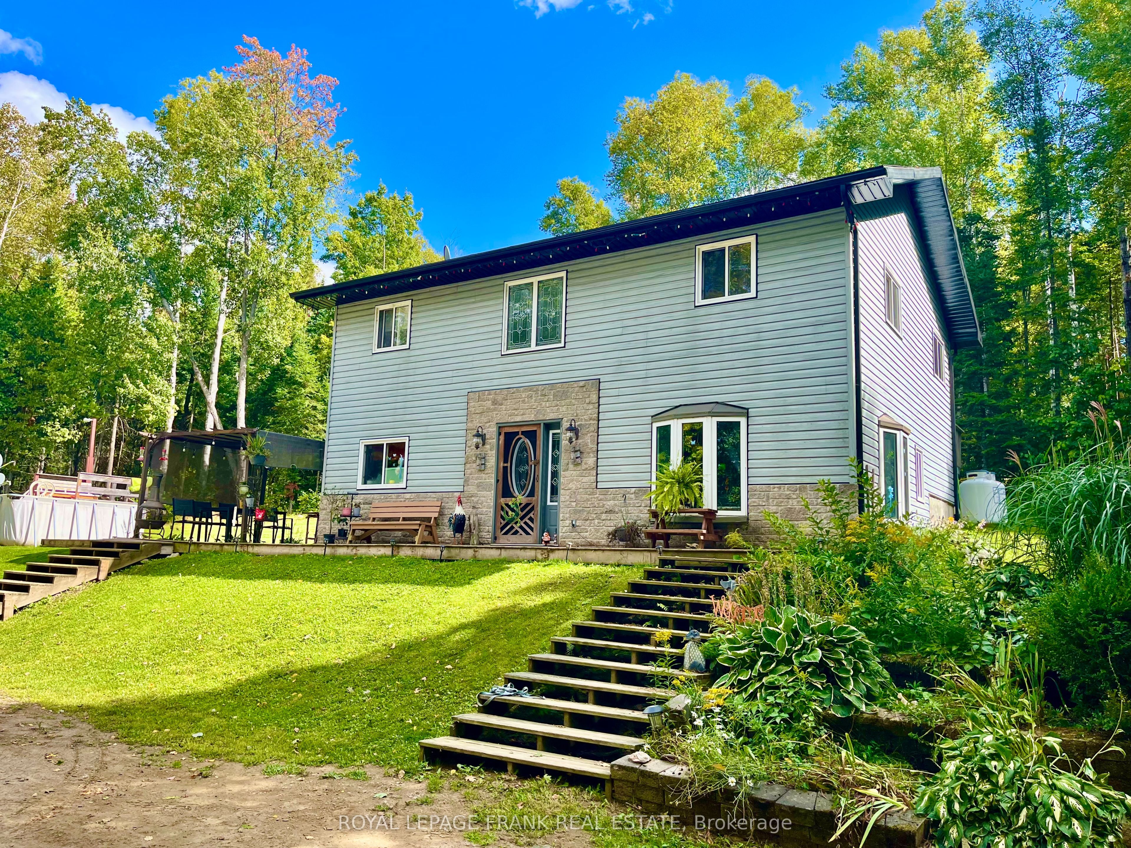 1630 Musclow Greenview Road Property Photo 1