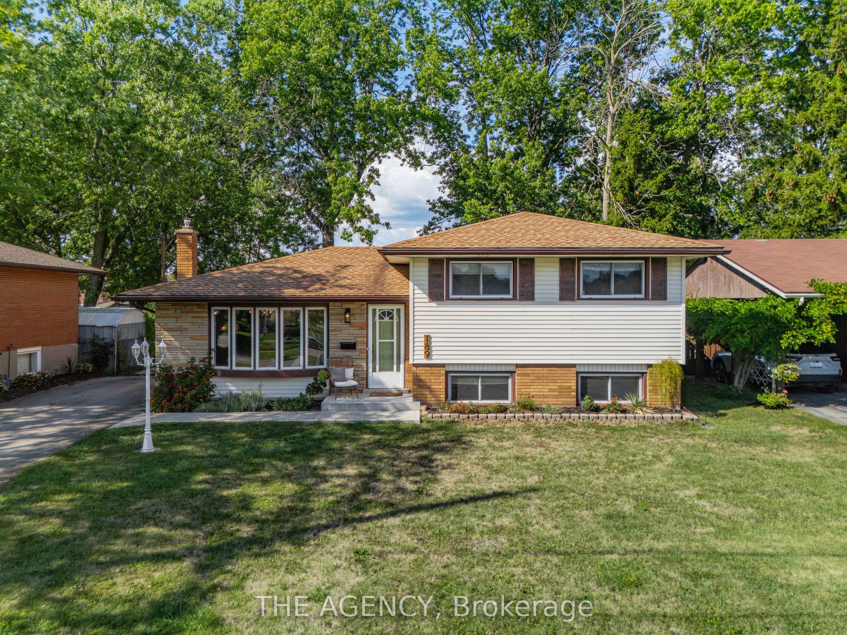 189 Lavinia Street Property Photo 1