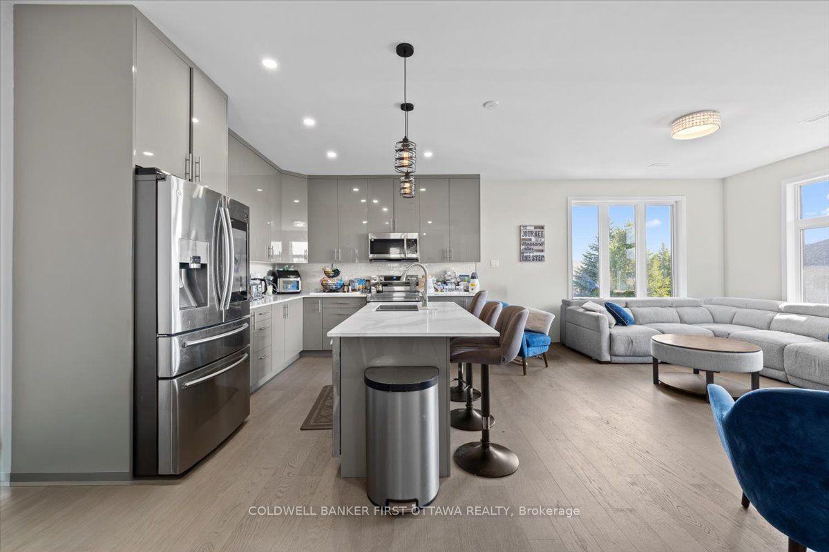 25 Pennard Way A & B Property Photo 19