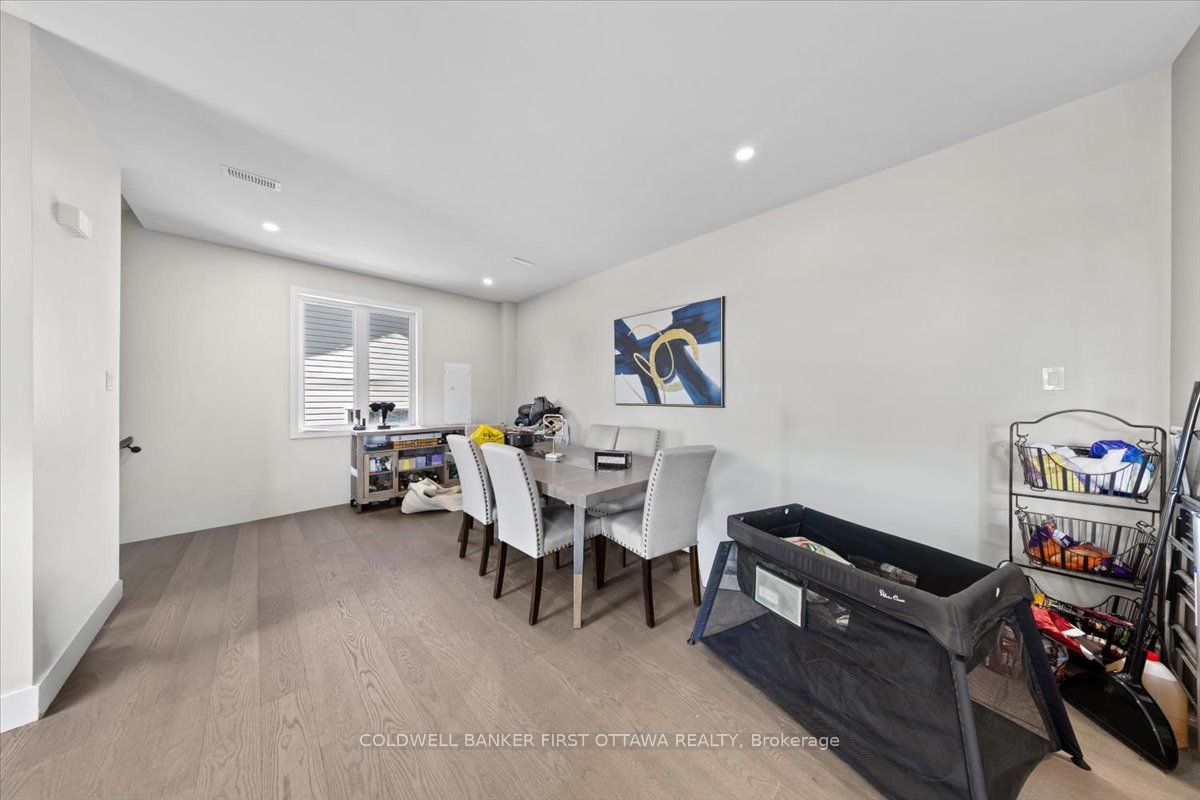 25 Pennard Way A & B Property Photo 25