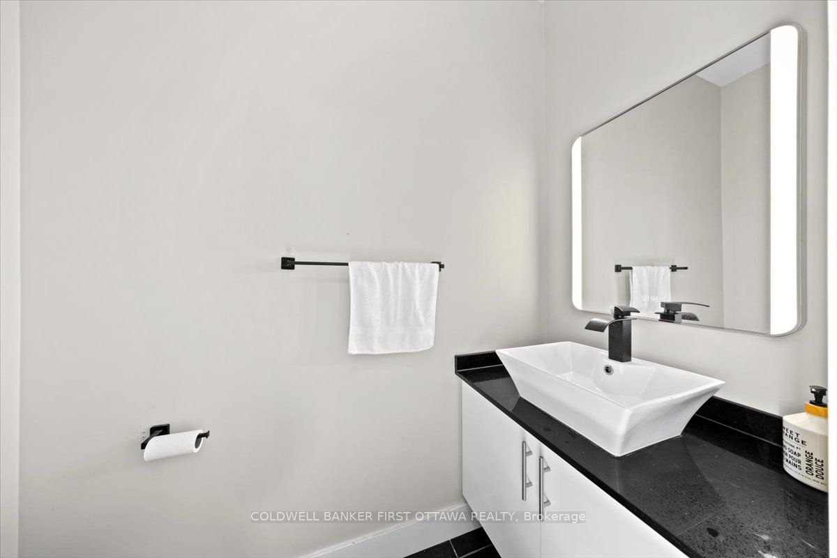 25 Pennard Way A & B Property Photo 27