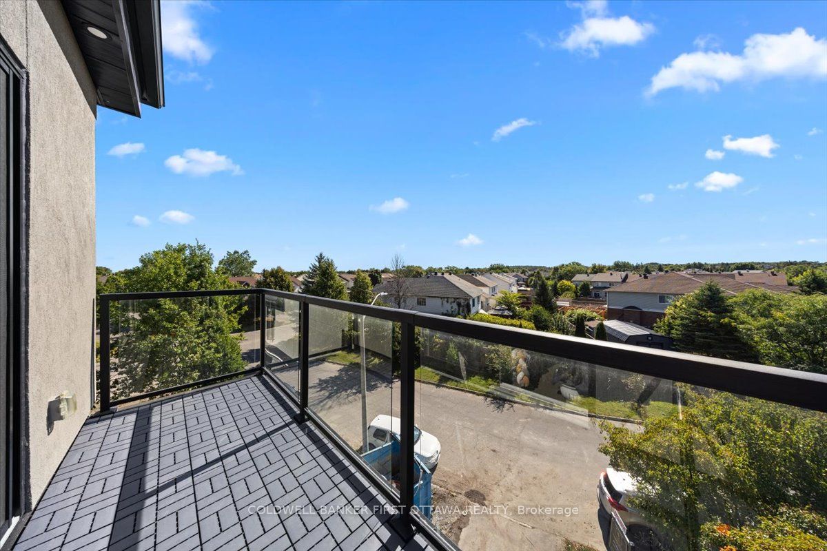 25 Pennard Way A & B Property Photo 30