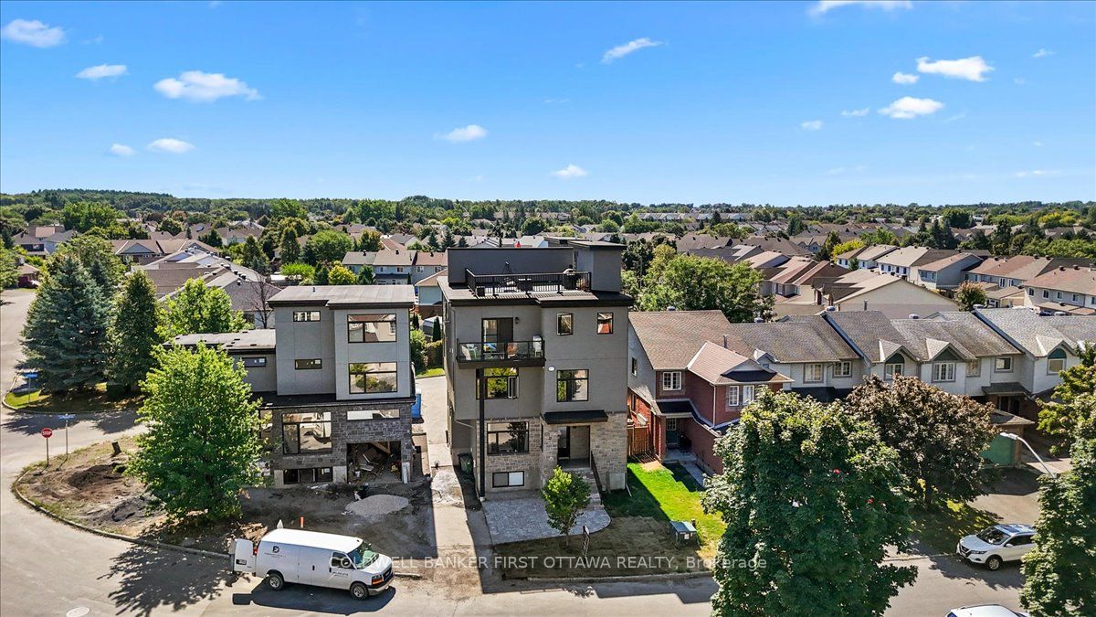 25 Pennard Way A & B Property Photo 36