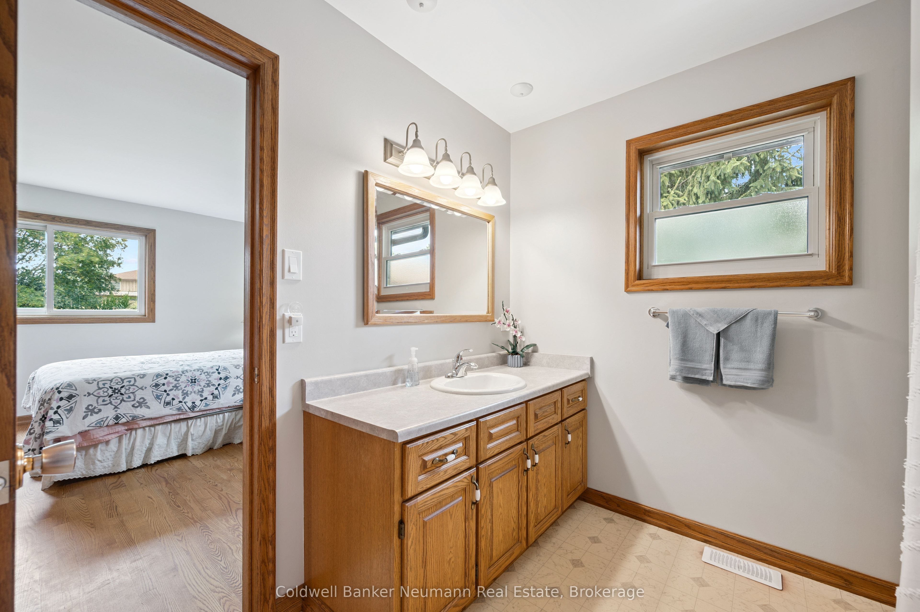 5 A Hamilton Drive Property Photo 24