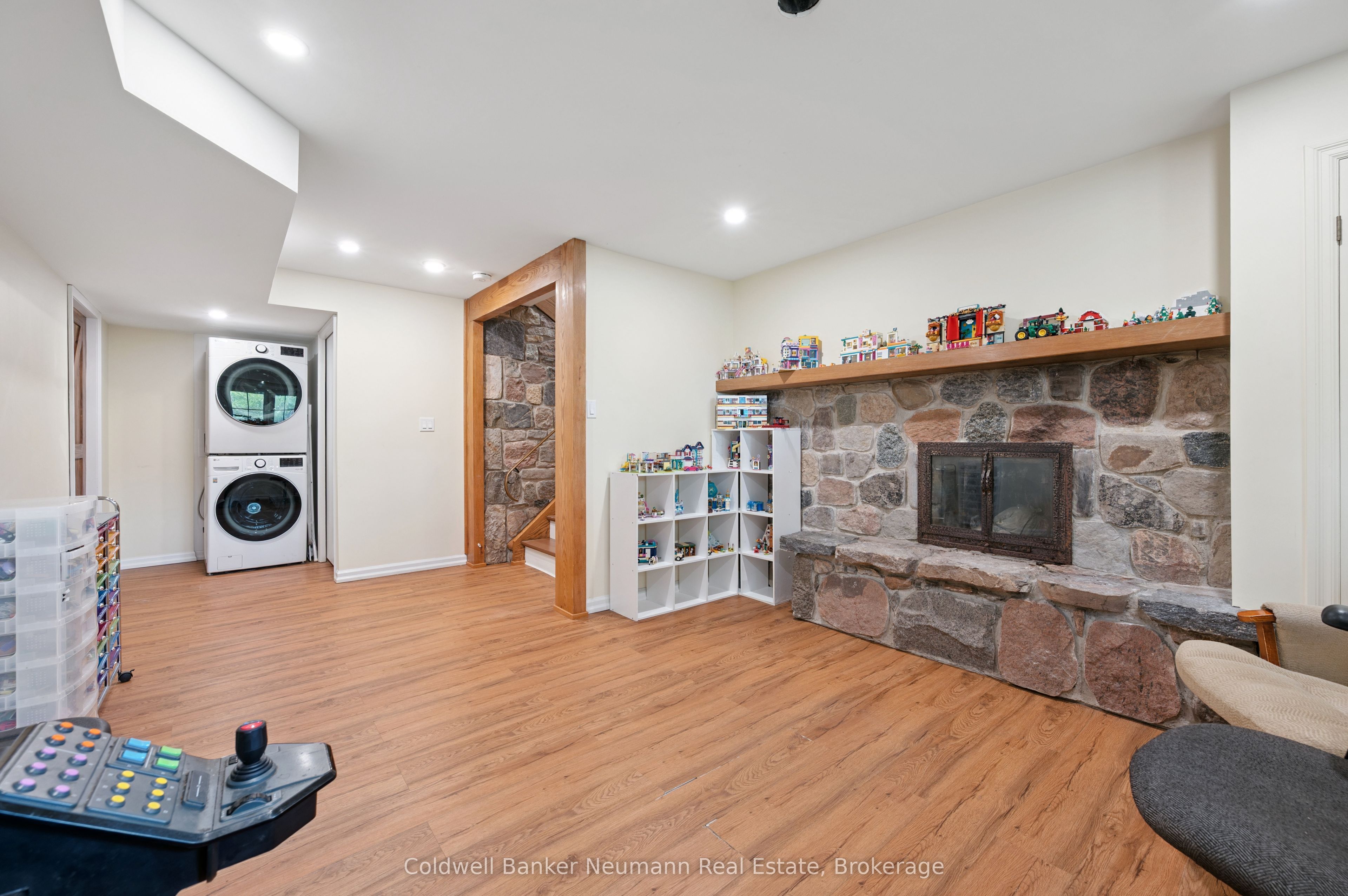 5 A Hamilton Drive Property Photo 28