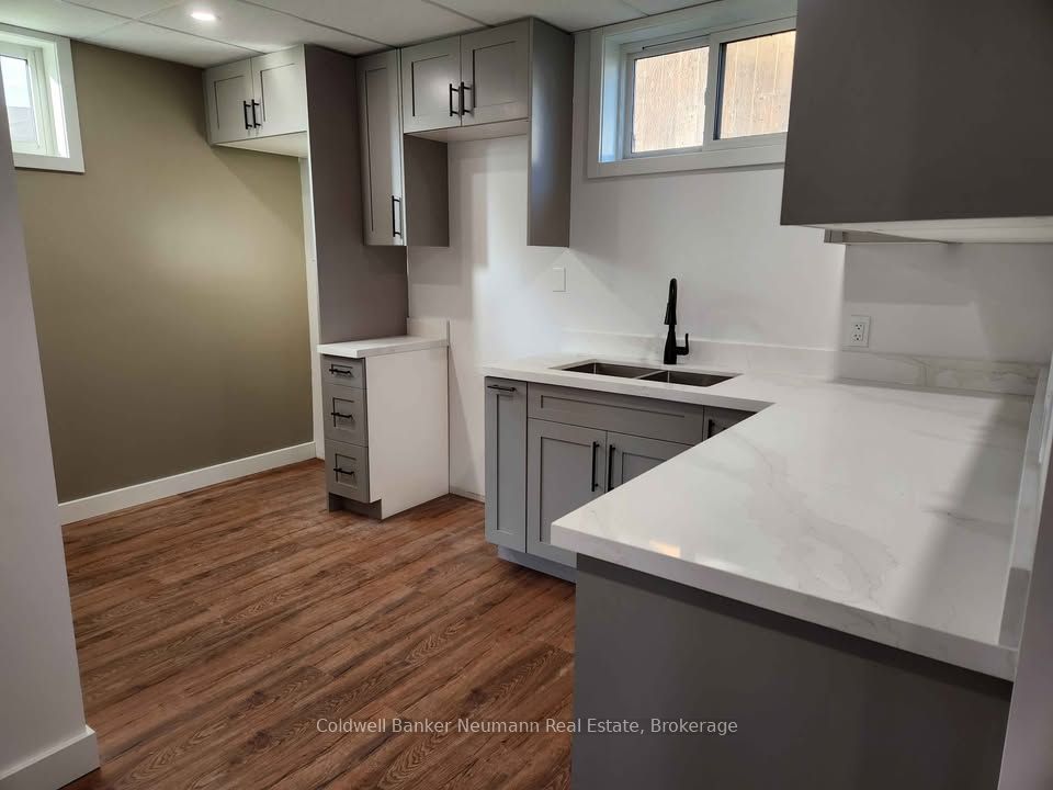 5 A Hamilton Drive Property Photo 33