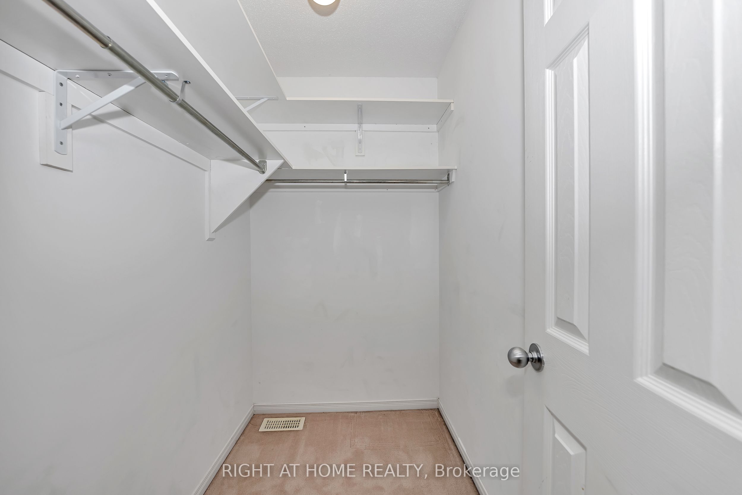 70 Edenvale Drive 171 Property Photo 16