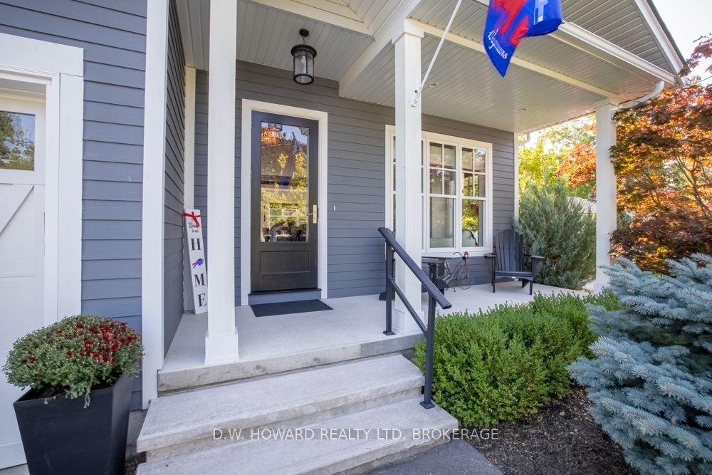 244 Cherry Hill Boulevard Property Photo 3