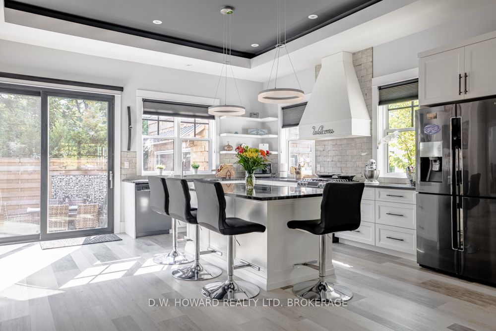 244 Cherry Hill Boulevard Property Photo 14