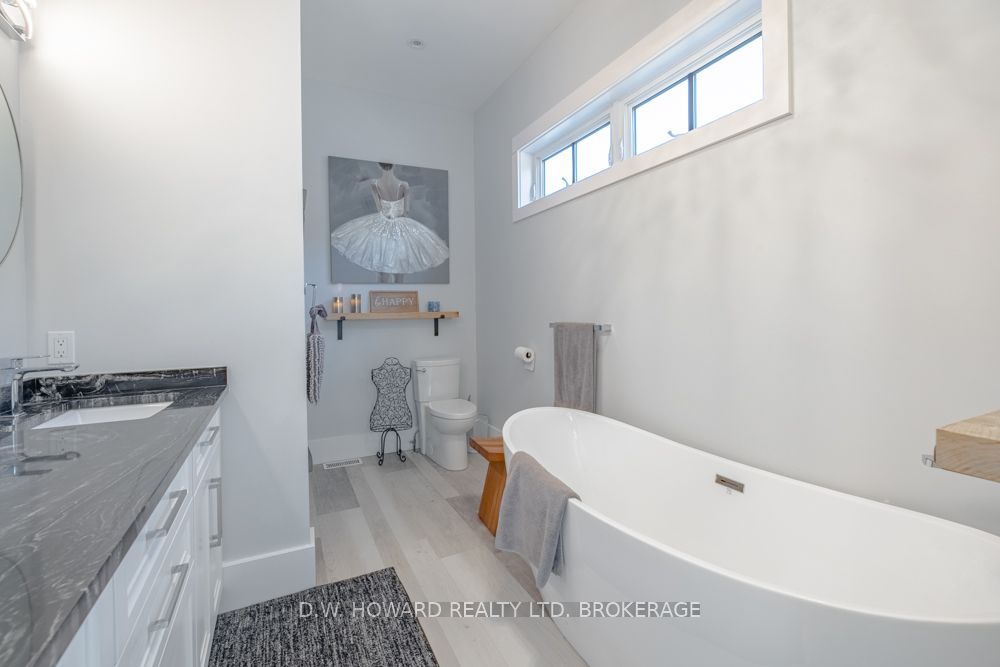 244 Cherry Hill Boulevard Property Photo 21