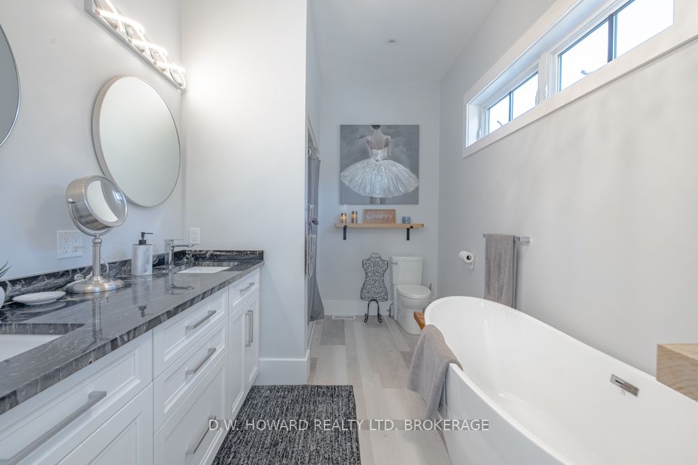 244 Cherry Hill Boulevard Property Photo 22