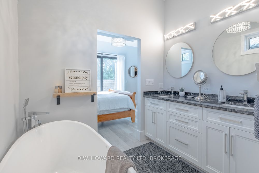 244 Cherry Hill Boulevard Property Photo 23