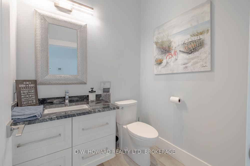 244 Cherry Hill Boulevard Property Photo 24