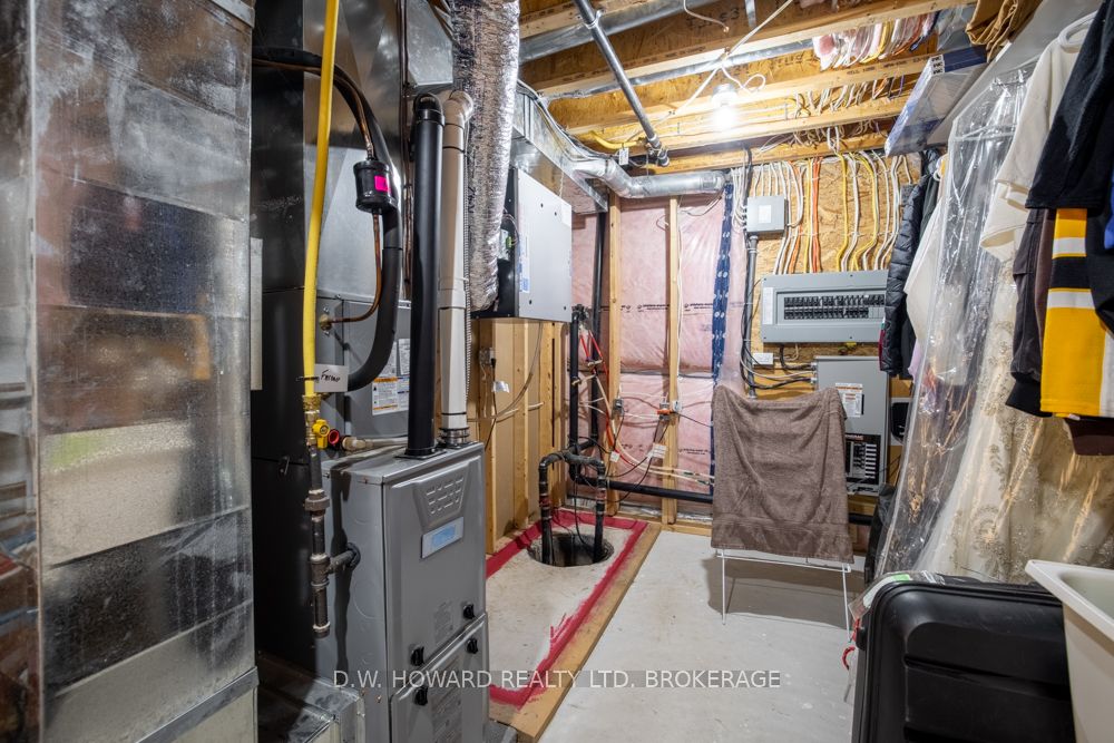 244 Cherry Hill Boulevard Property Photo 32