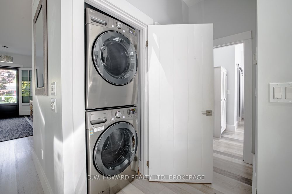 244 Cherry Hill Boulevard Property Photo 33