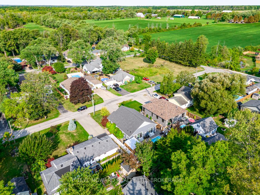 244 Cherry Hill Boulevard Property Photo 46