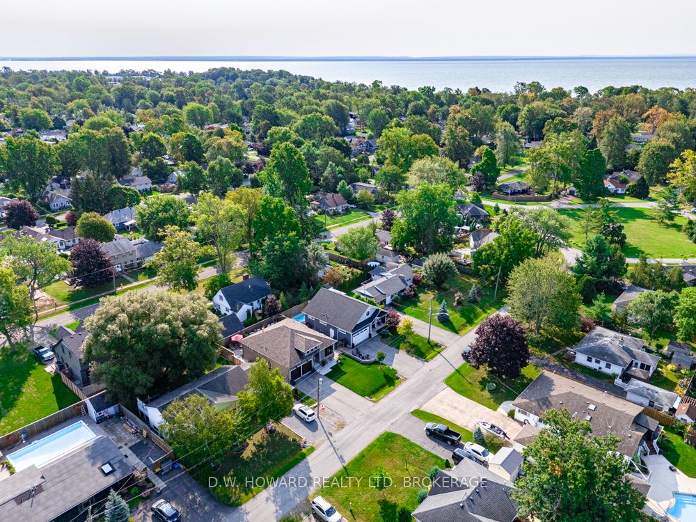 244 Cherry Hill Boulevard Property Photo 47