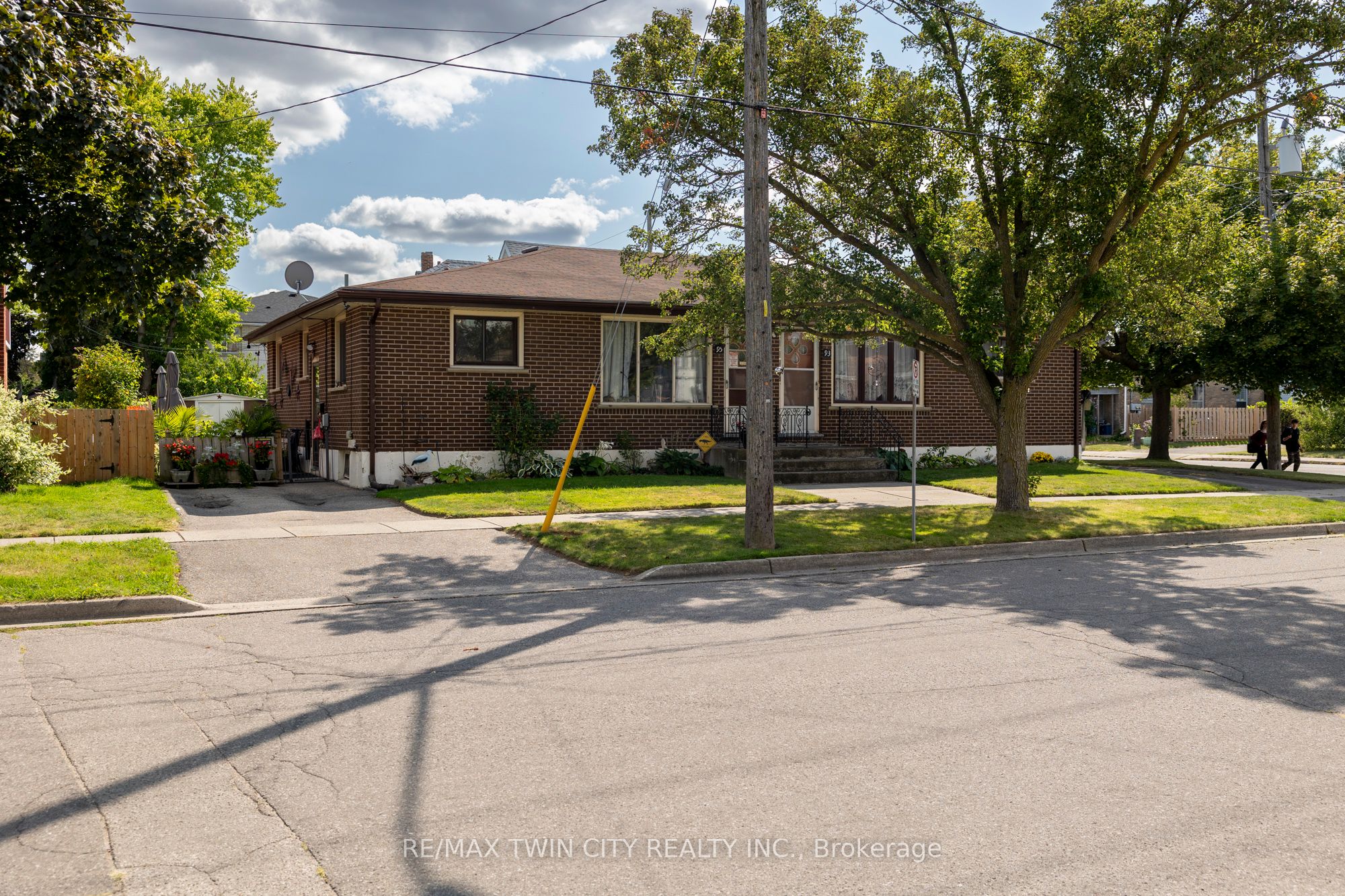 93-95 East Avenue Property Photo 2