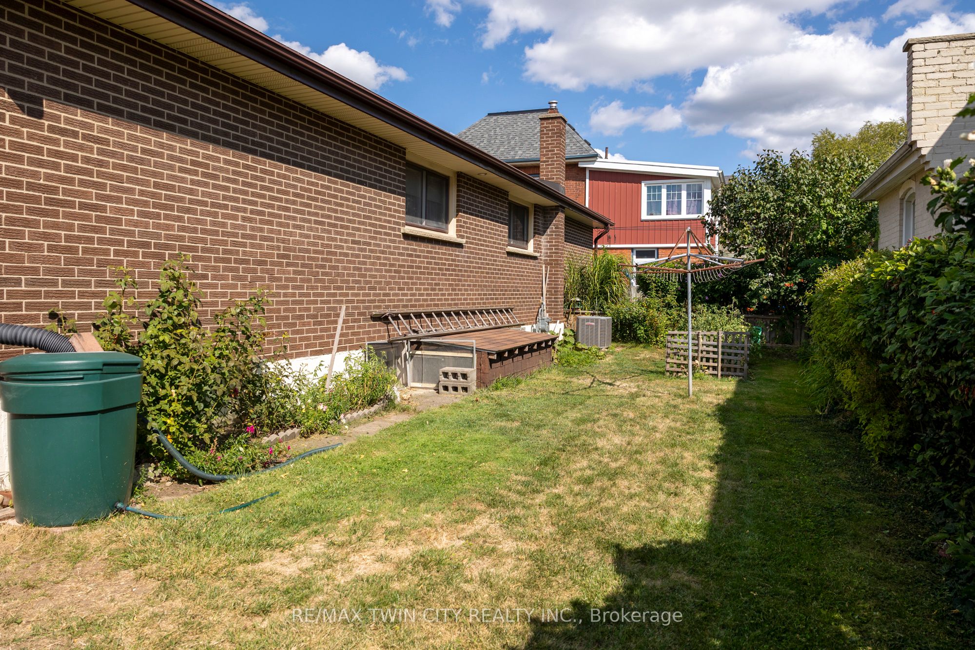 93-95 East Avenue Property Photo 4