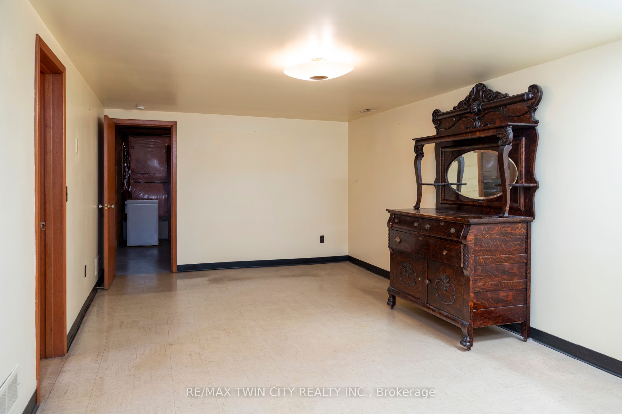 93-95 East Avenue Property Photo 13