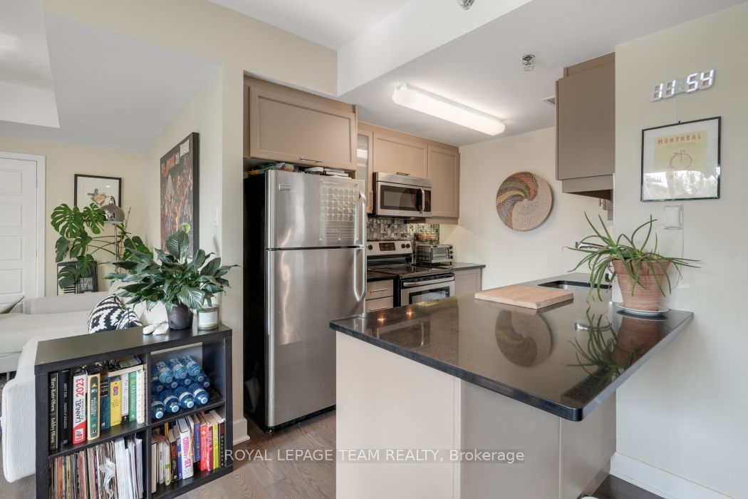 300c Lett Street 324 Property Photo 16