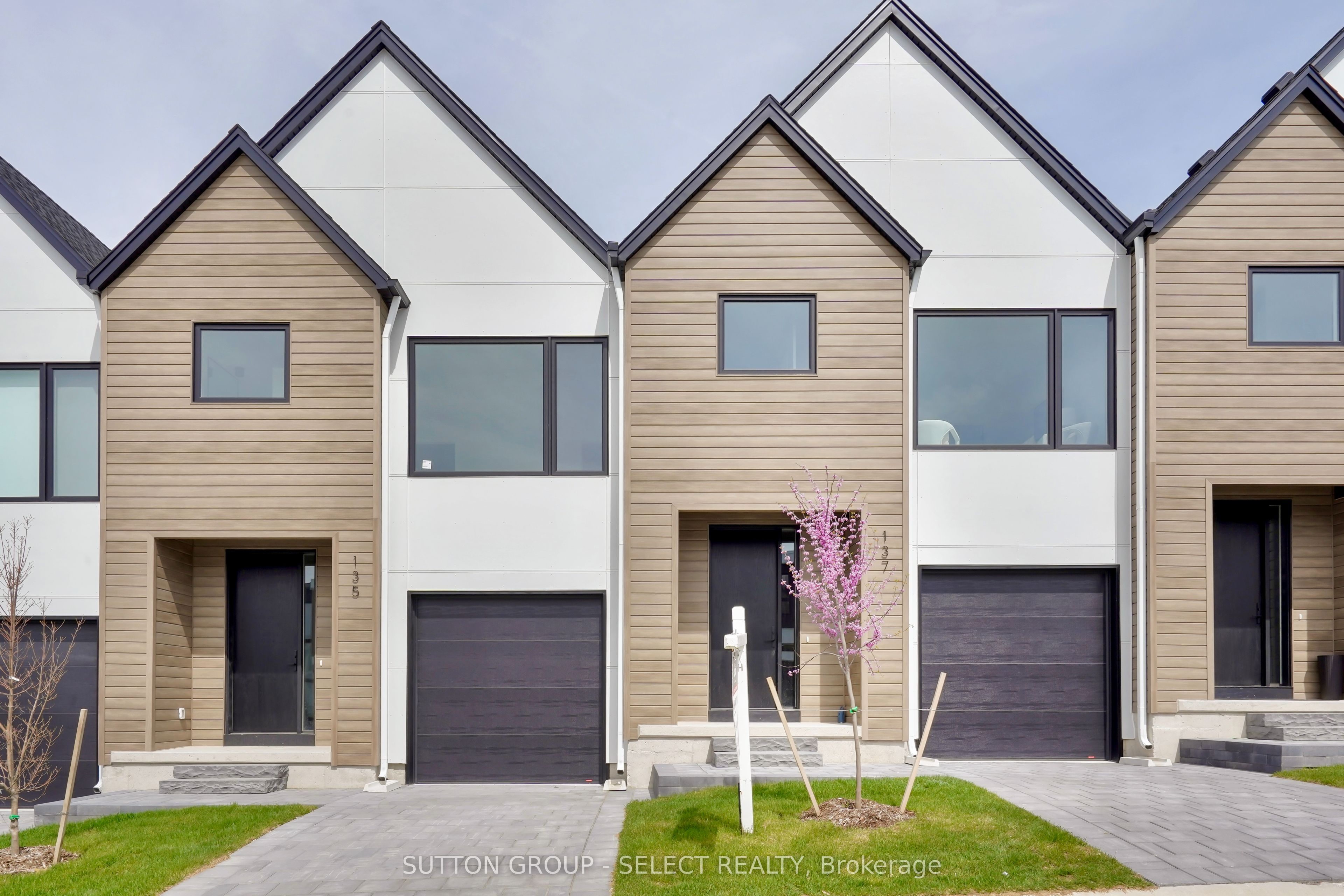 1965 Upperpoint Gate 133 Property Photo 1