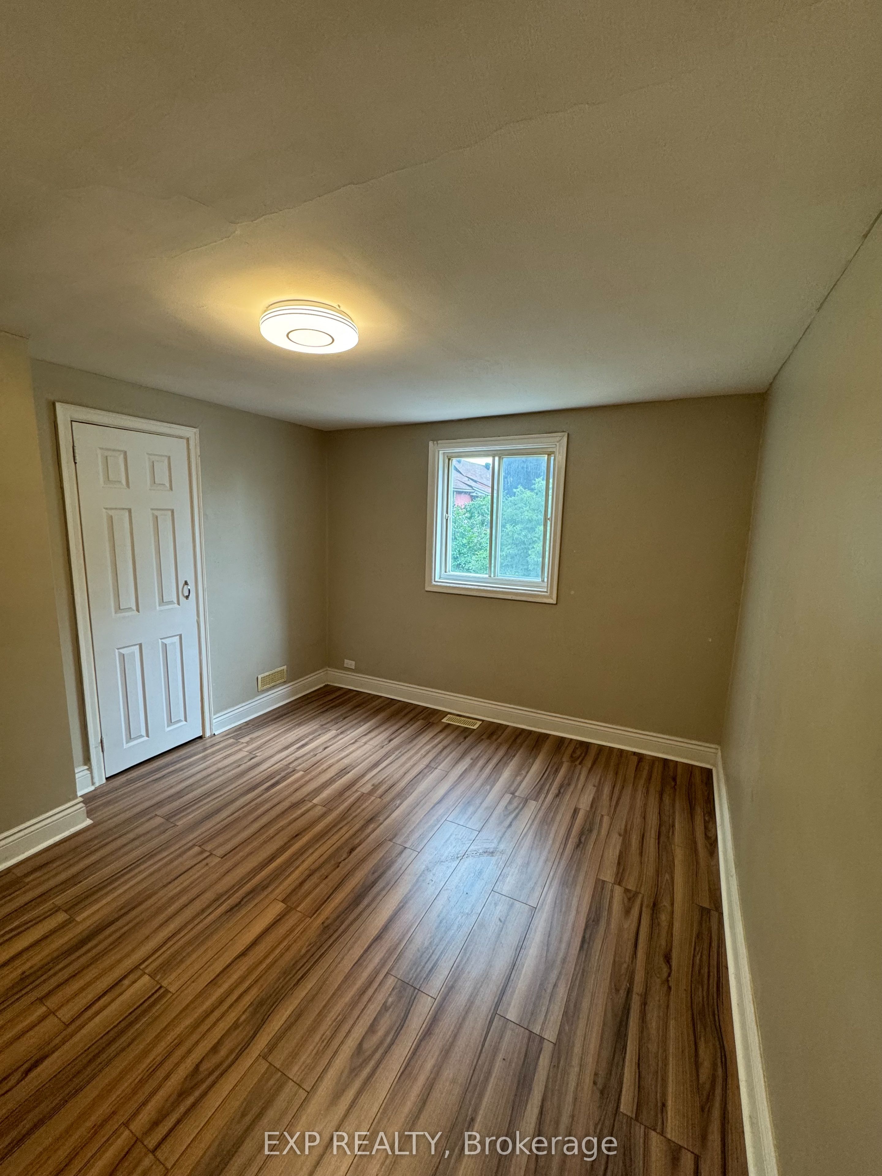 72 Barrette Street 3 Property Photo 5