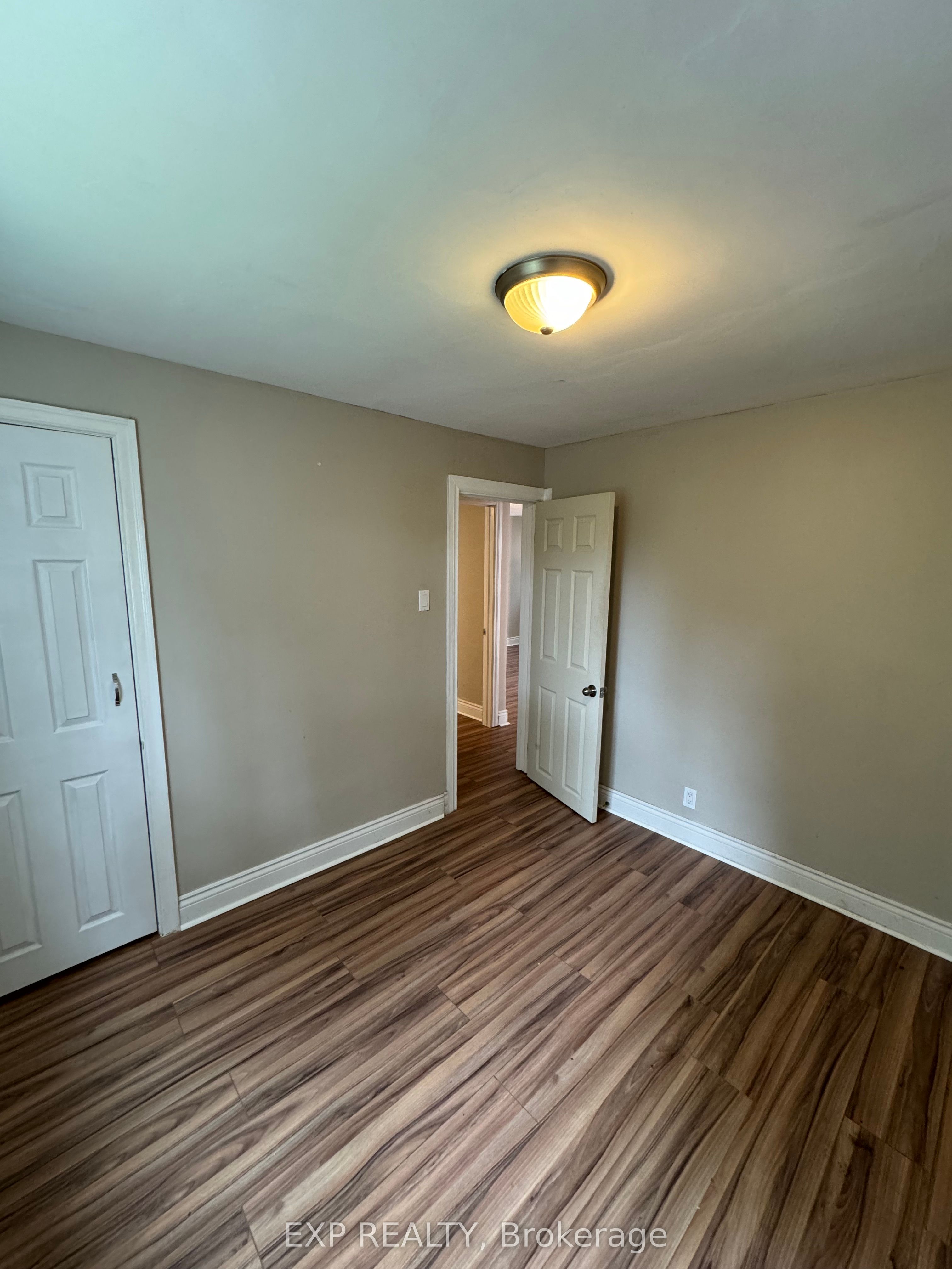 72 Barrette Street 3 Property Photo 6