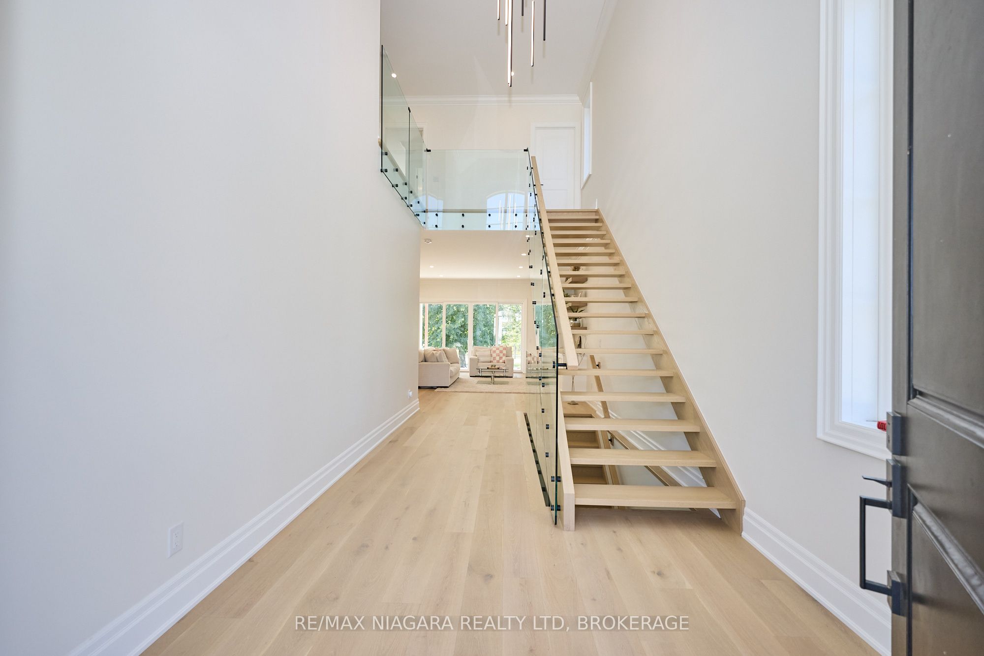 21 Ivy Crescent Property Photo 8