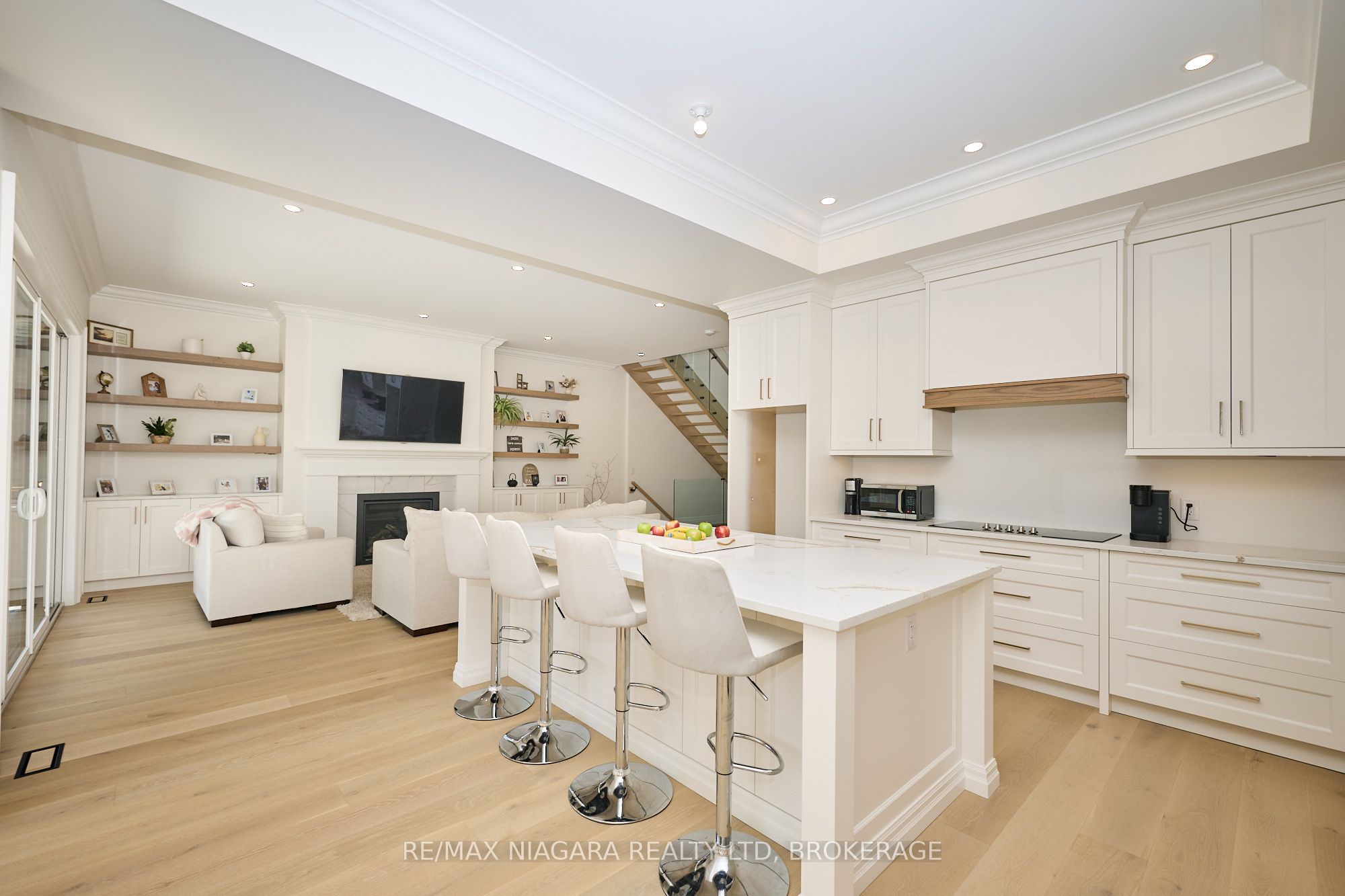 21 Ivy Crescent Property Photo 20