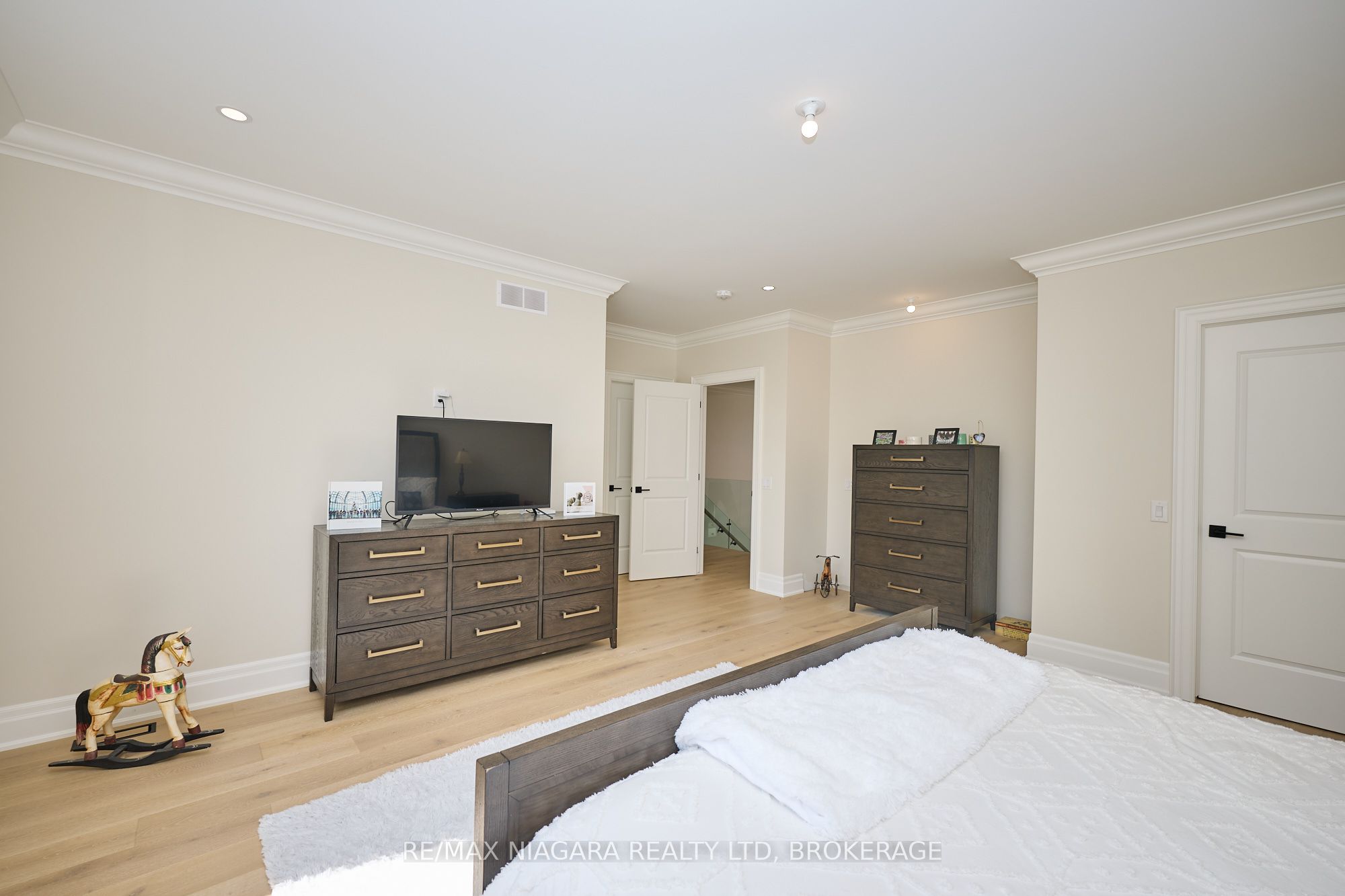 21 Ivy Crescent Property Photo 27