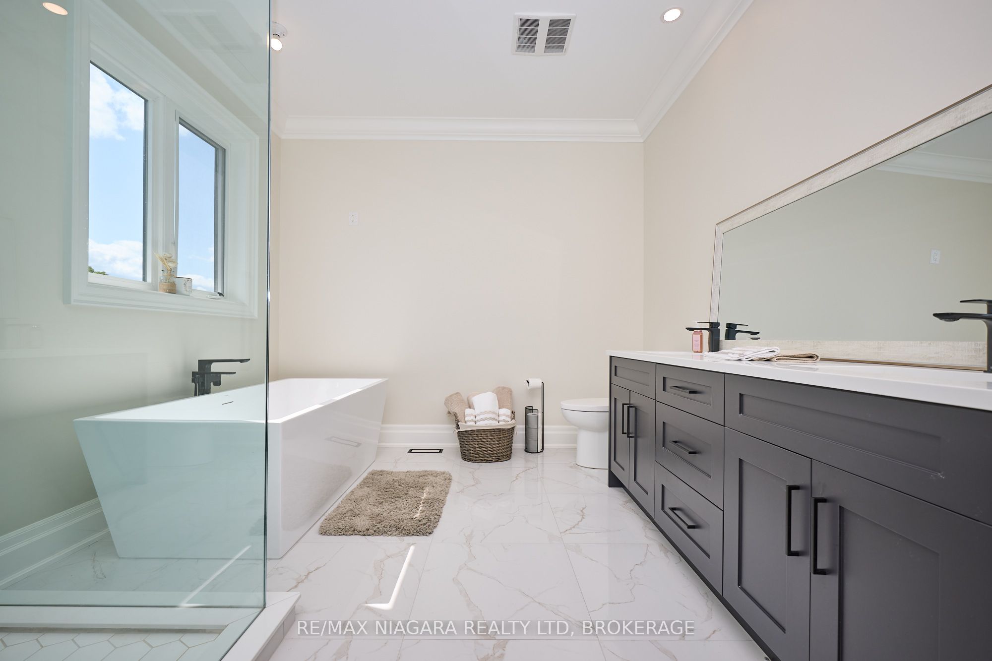 21 Ivy Crescent Property Photo 29