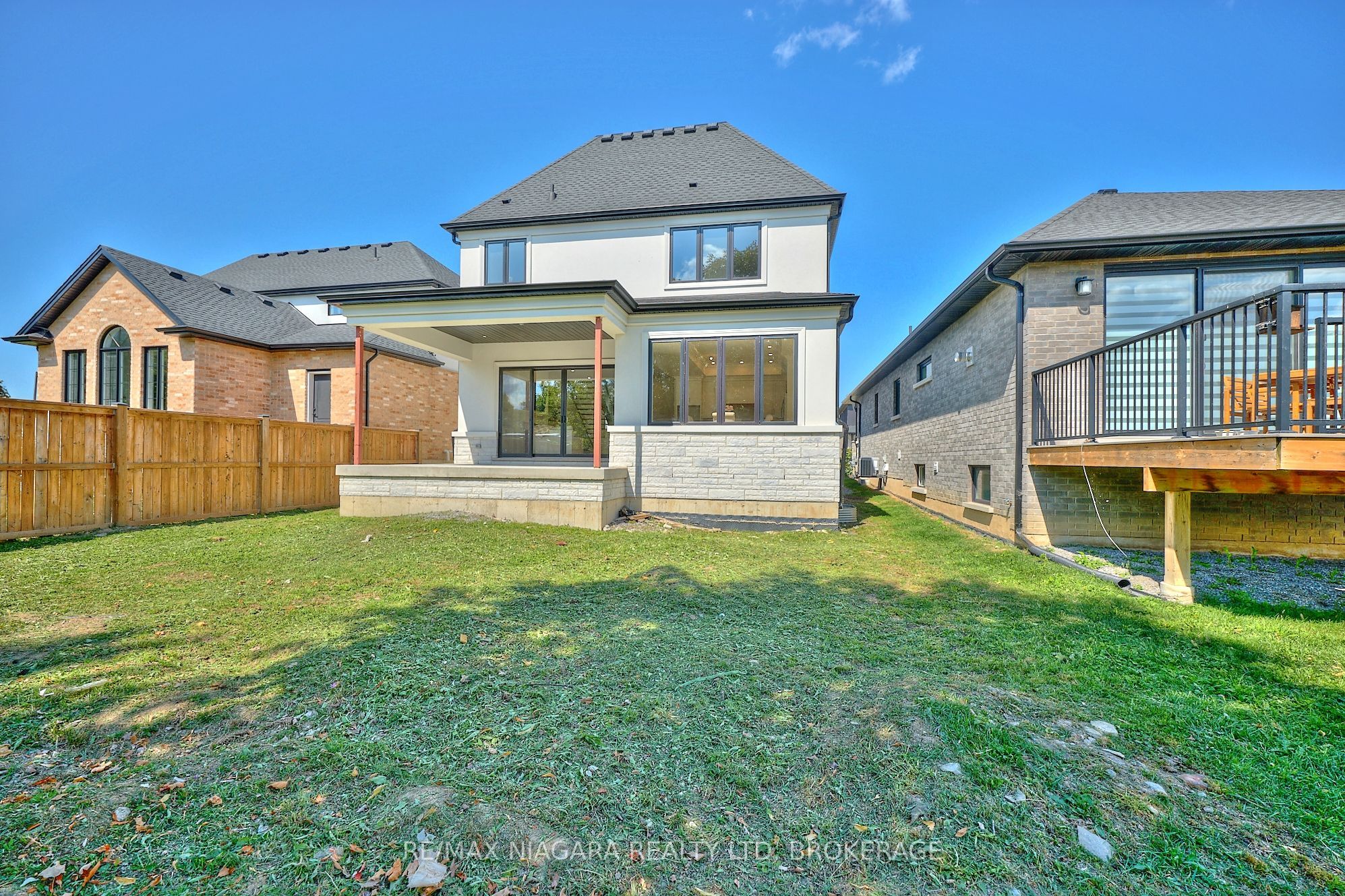 21 Ivy Crescent Property Photo 43