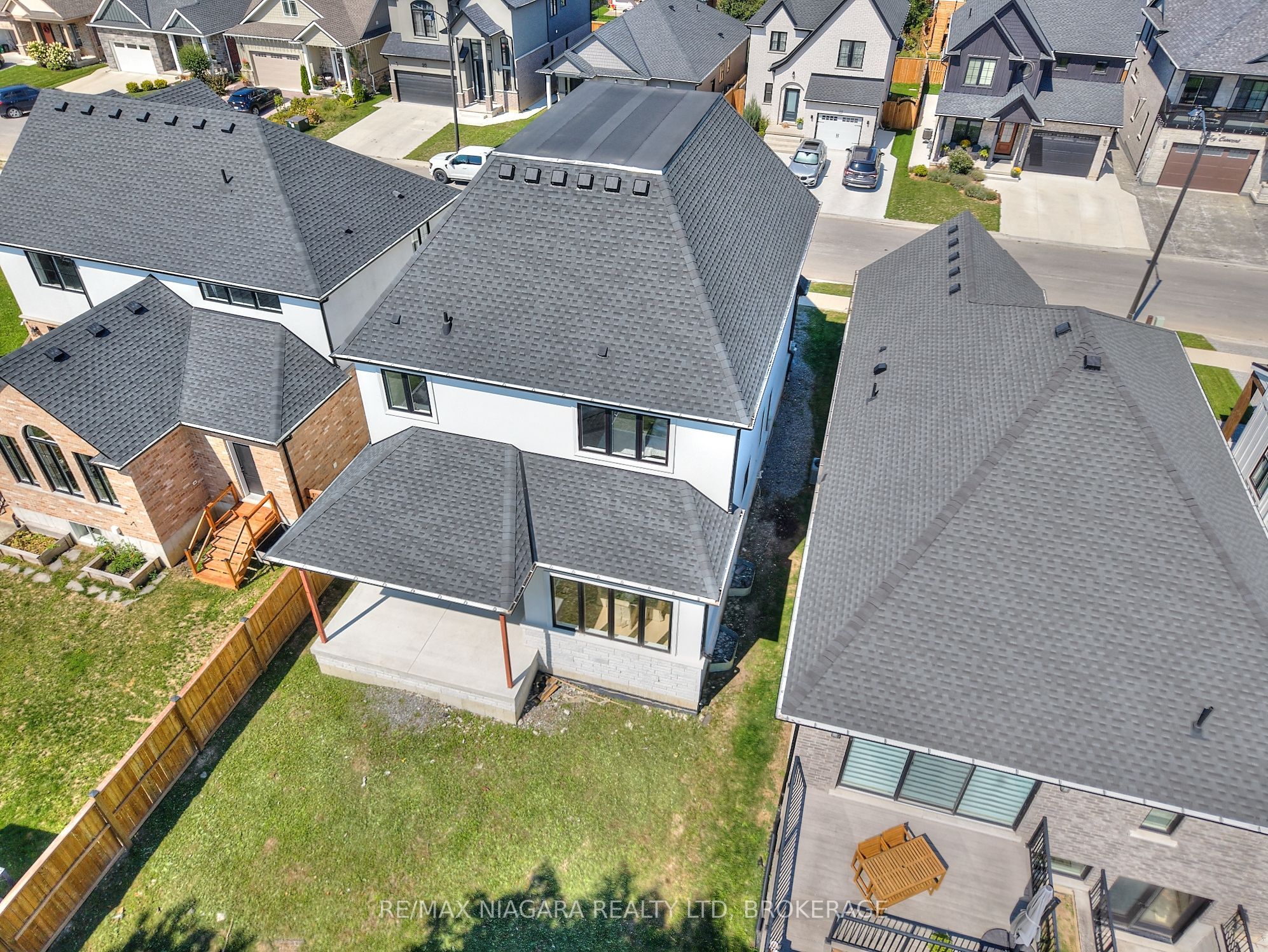 21 Ivy Crescent Property Photo 49