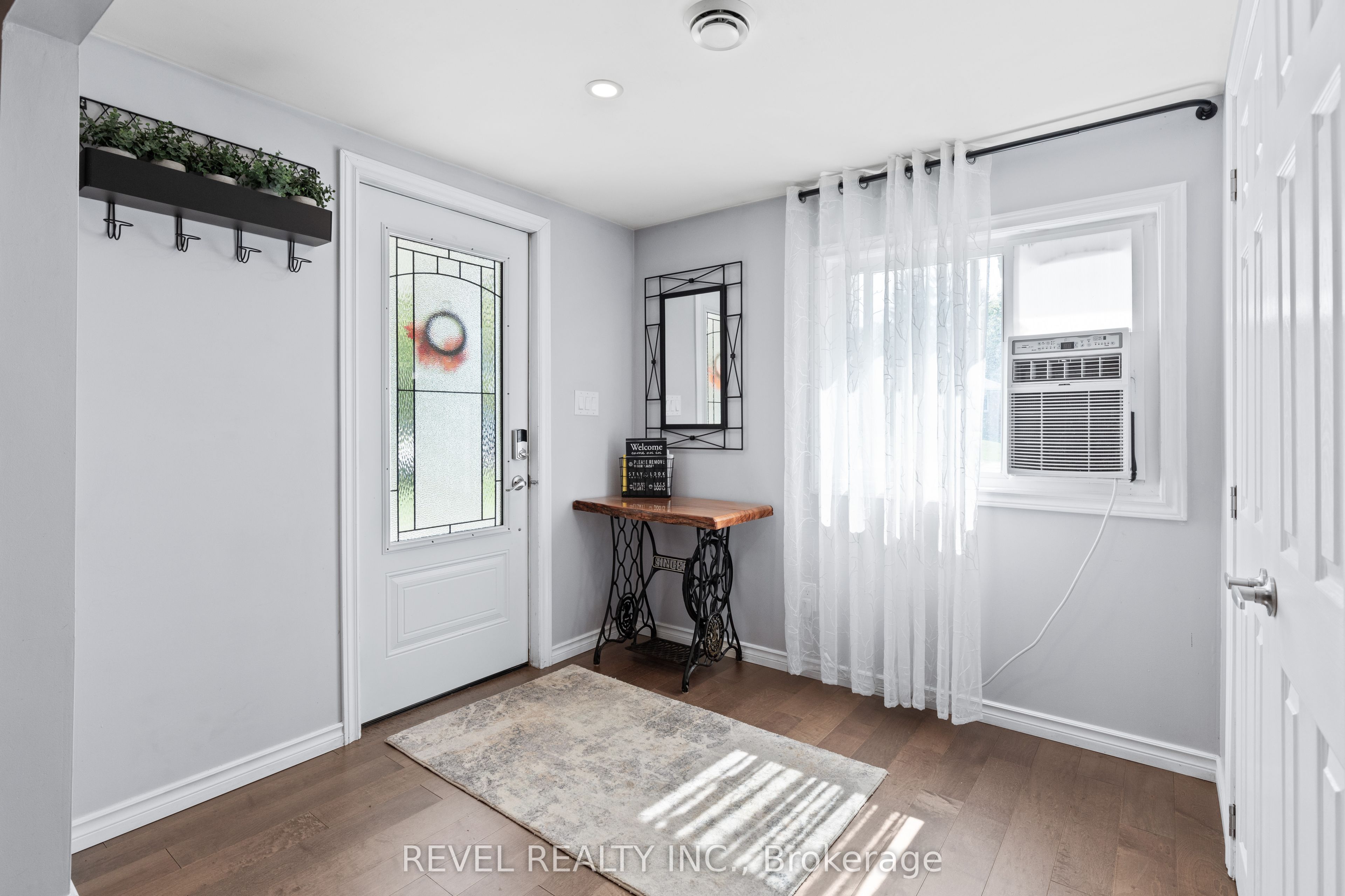 411 Long Beach Road Property Photo 5