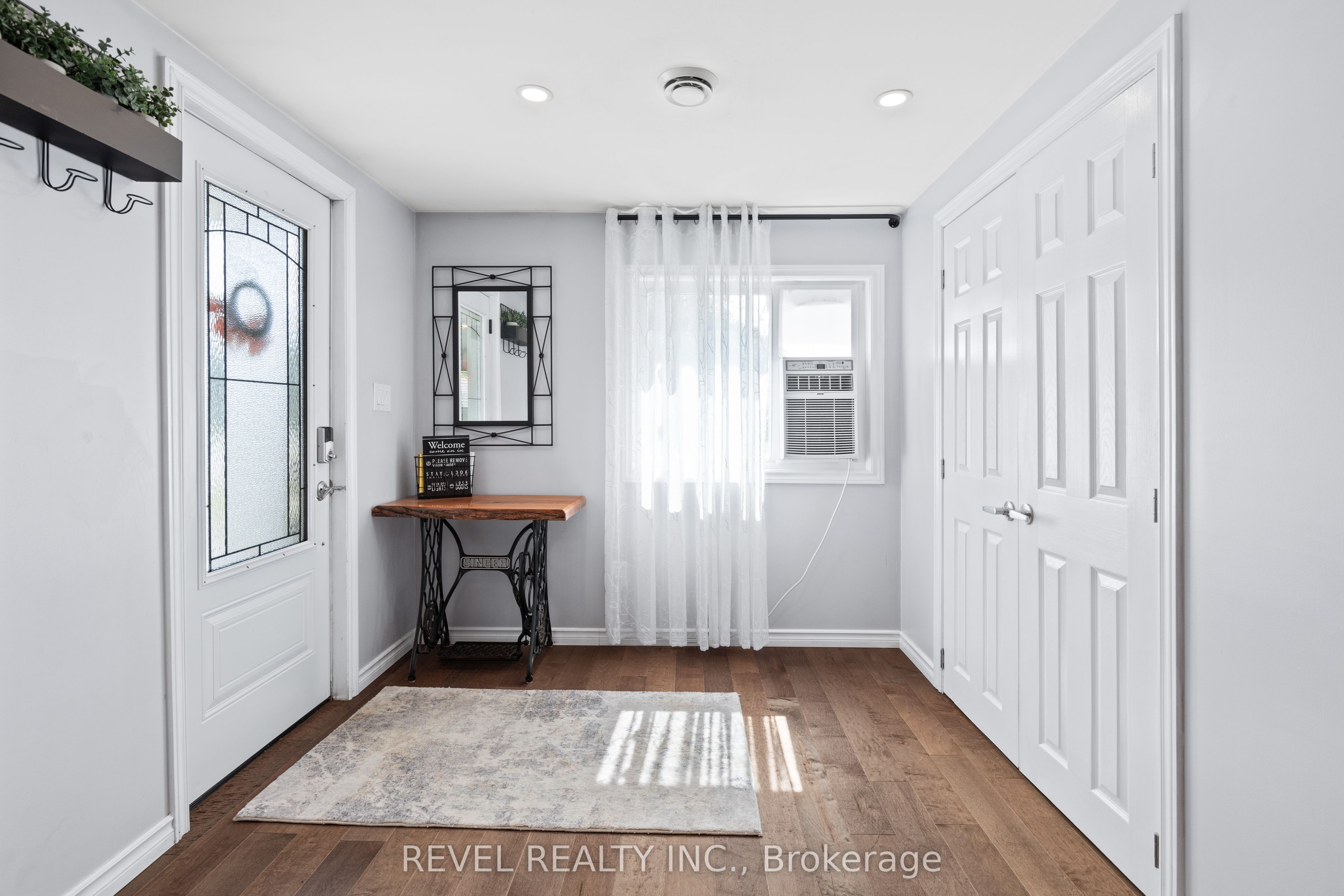 411 Long Beach Road Property Photo 6