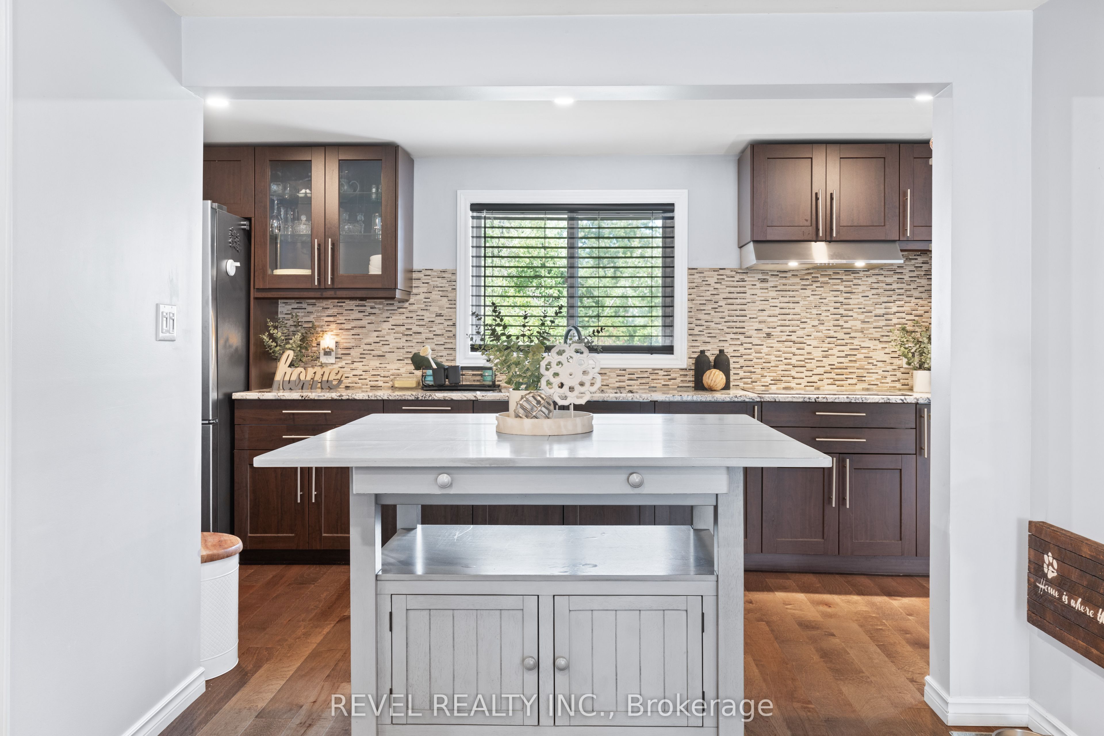 411 Long Beach Road Property Photo 15