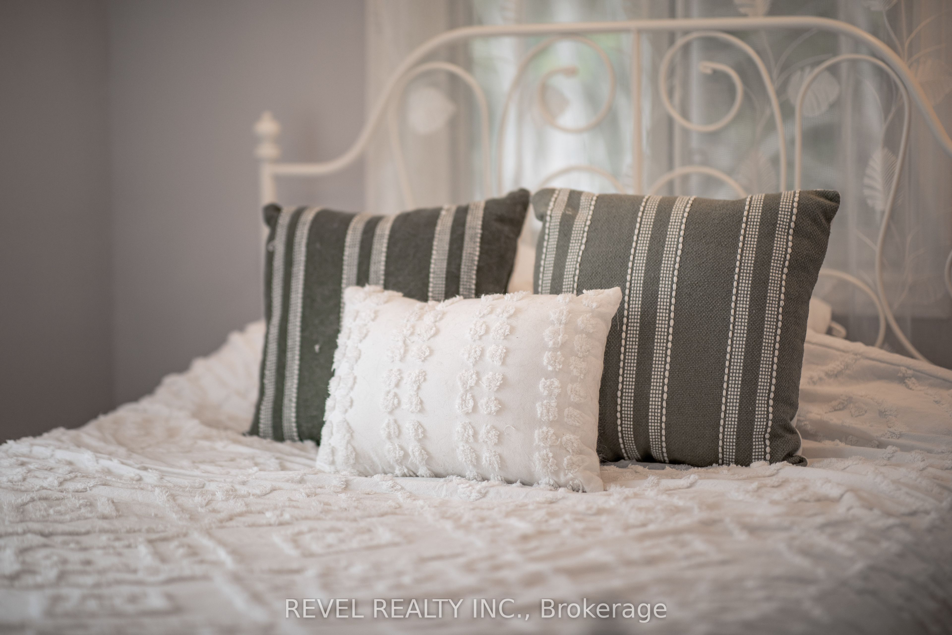 411 Long Beach Road Property Photo 34