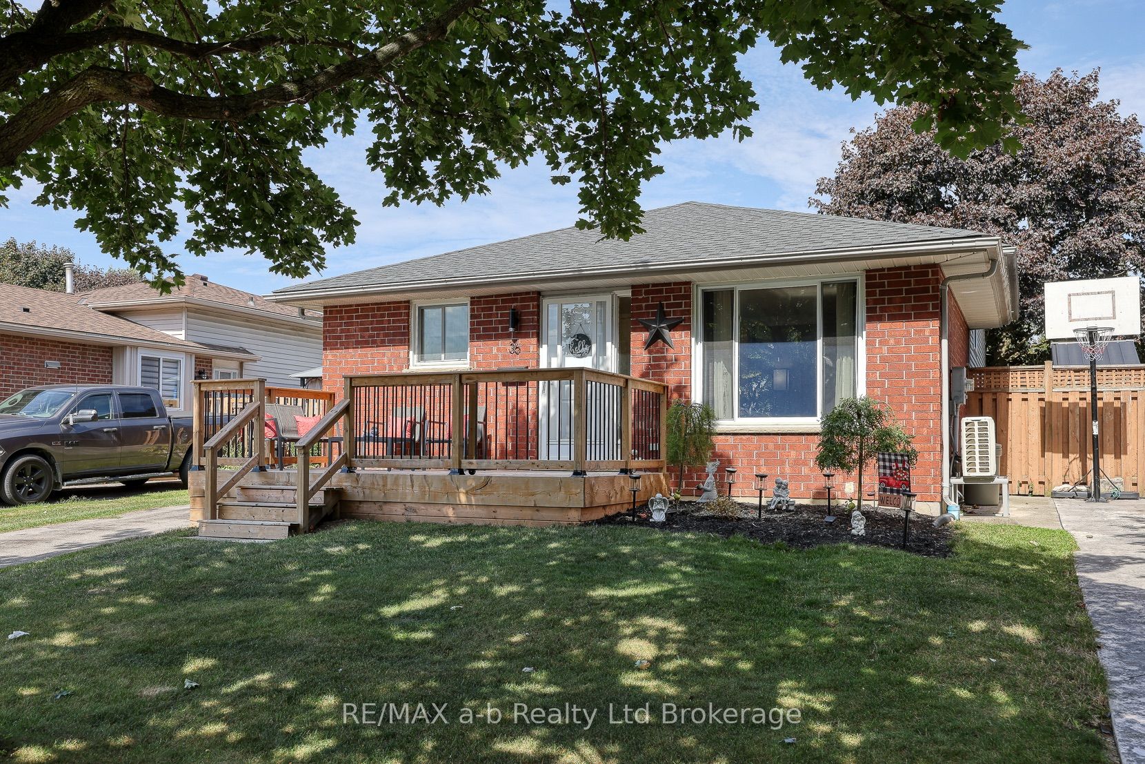 36 Portsmouth Road Property Photo 1