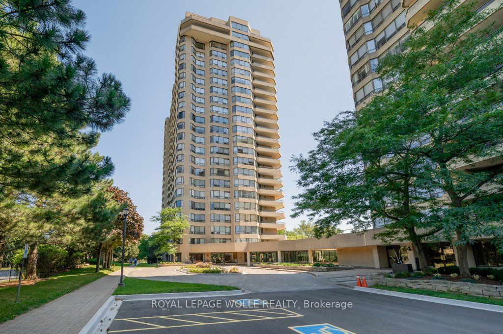 4 Willow Street 903 Property Photo 1