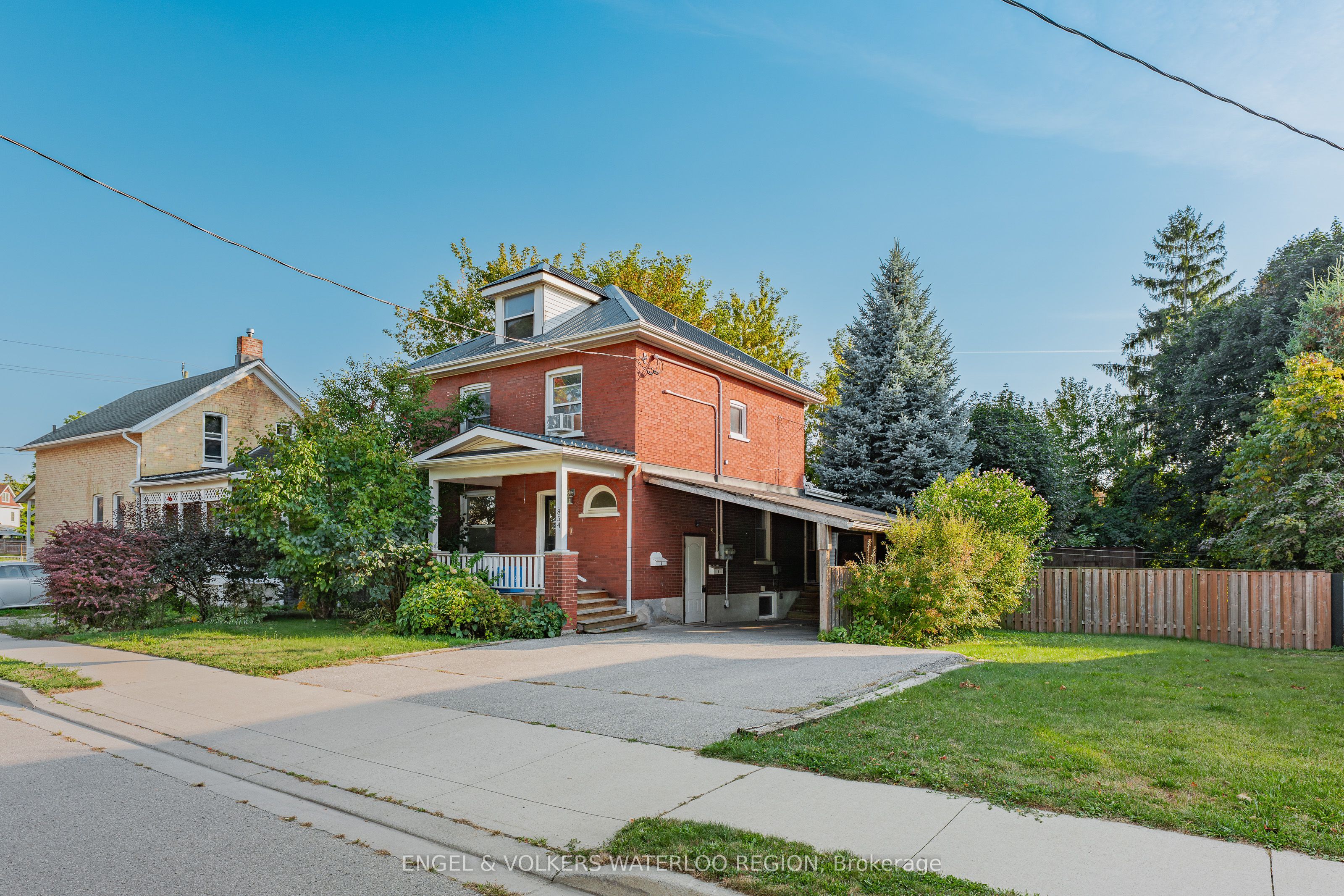 854 William Street Property Photo 1