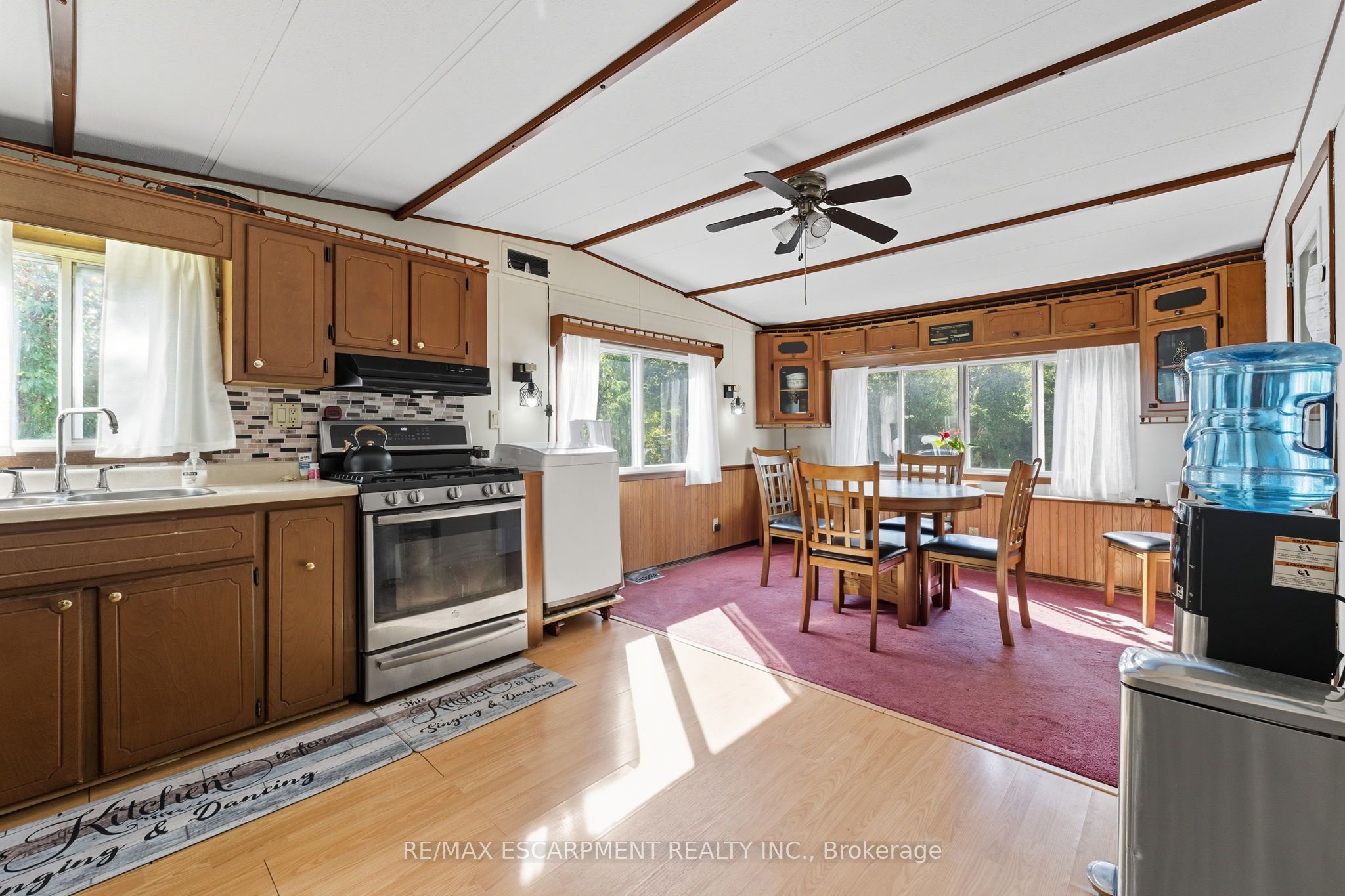 1429 Sheffield Road 7 Sunvalley Property Photo 5