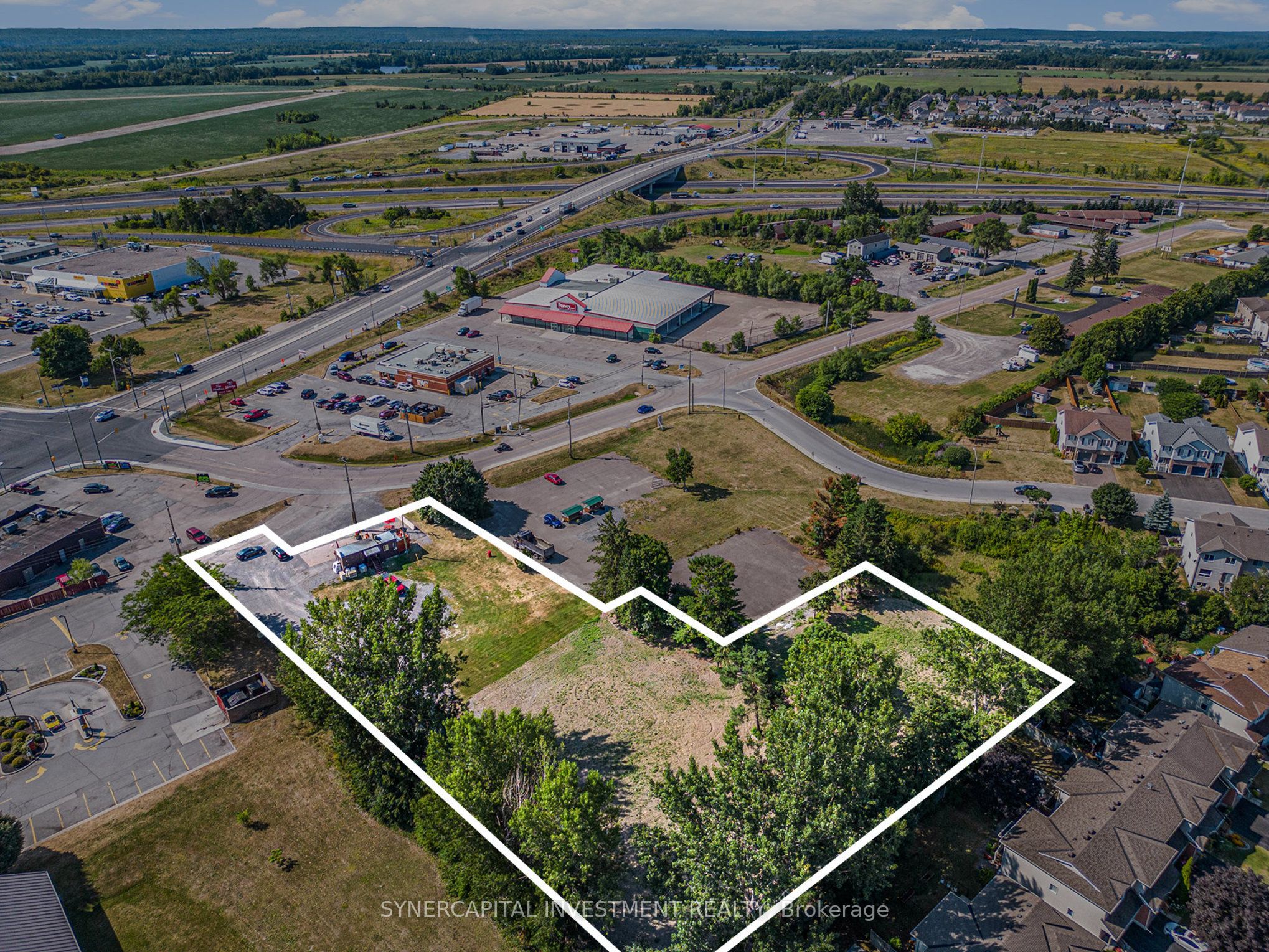 31 Staye Court Dr Property Photo 3