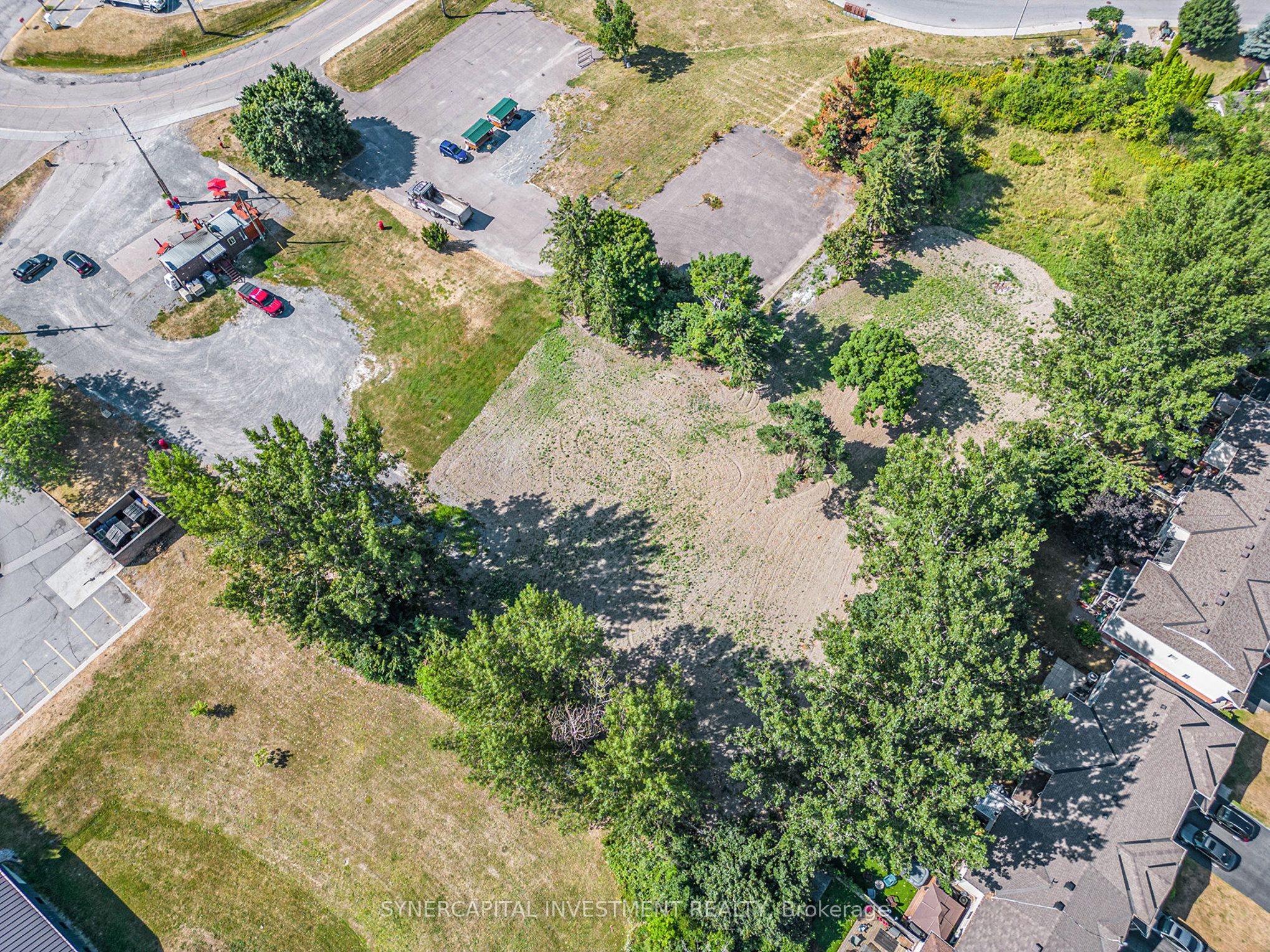 31 Staye Court Dr Property Photo 12